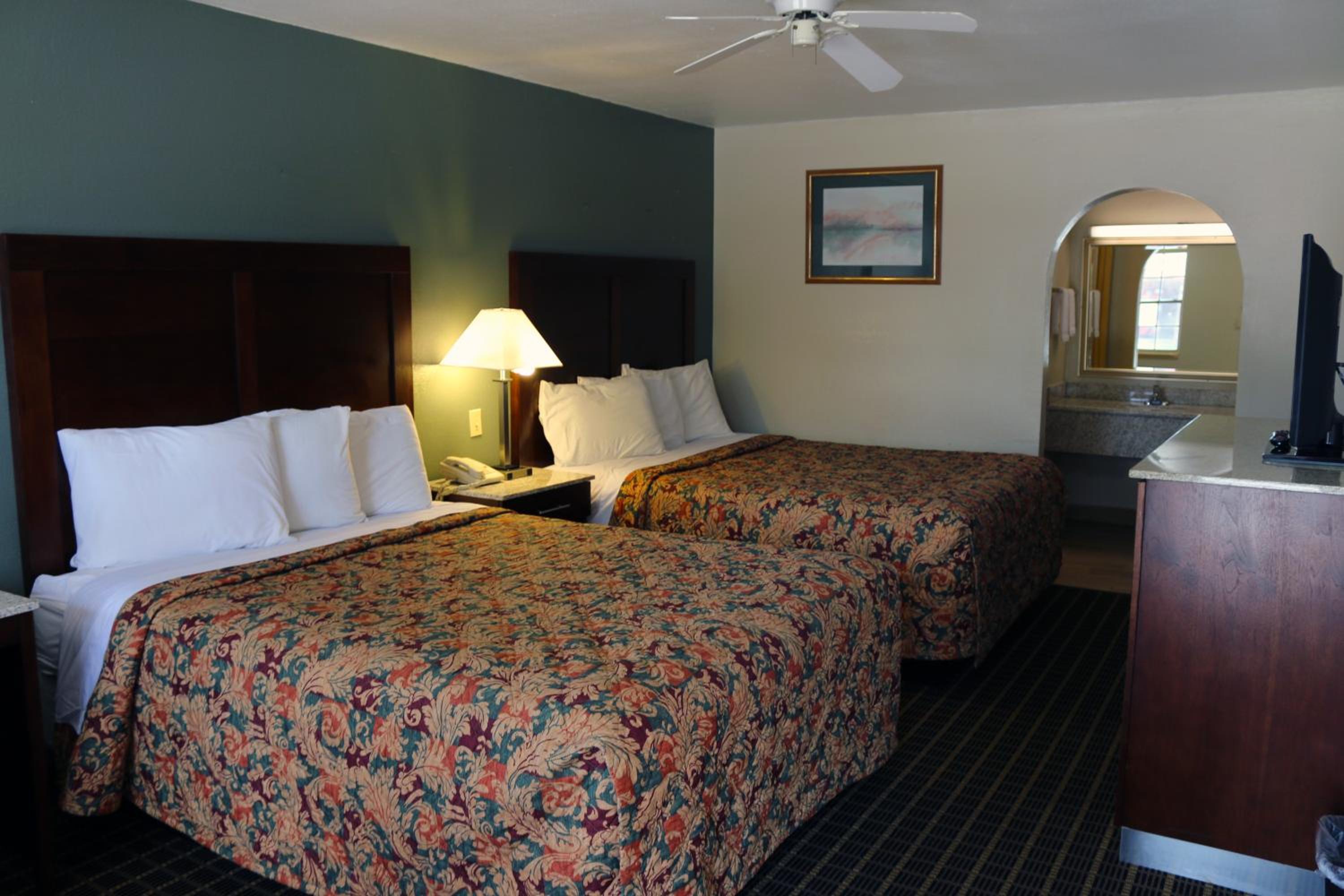 Great Western Inn & Suites view 5