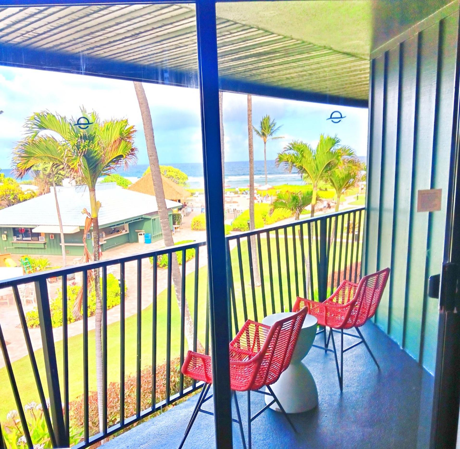 East Shore Beachfront Resort, Restaurant, Bar, AC, Spa, Pool & Gym