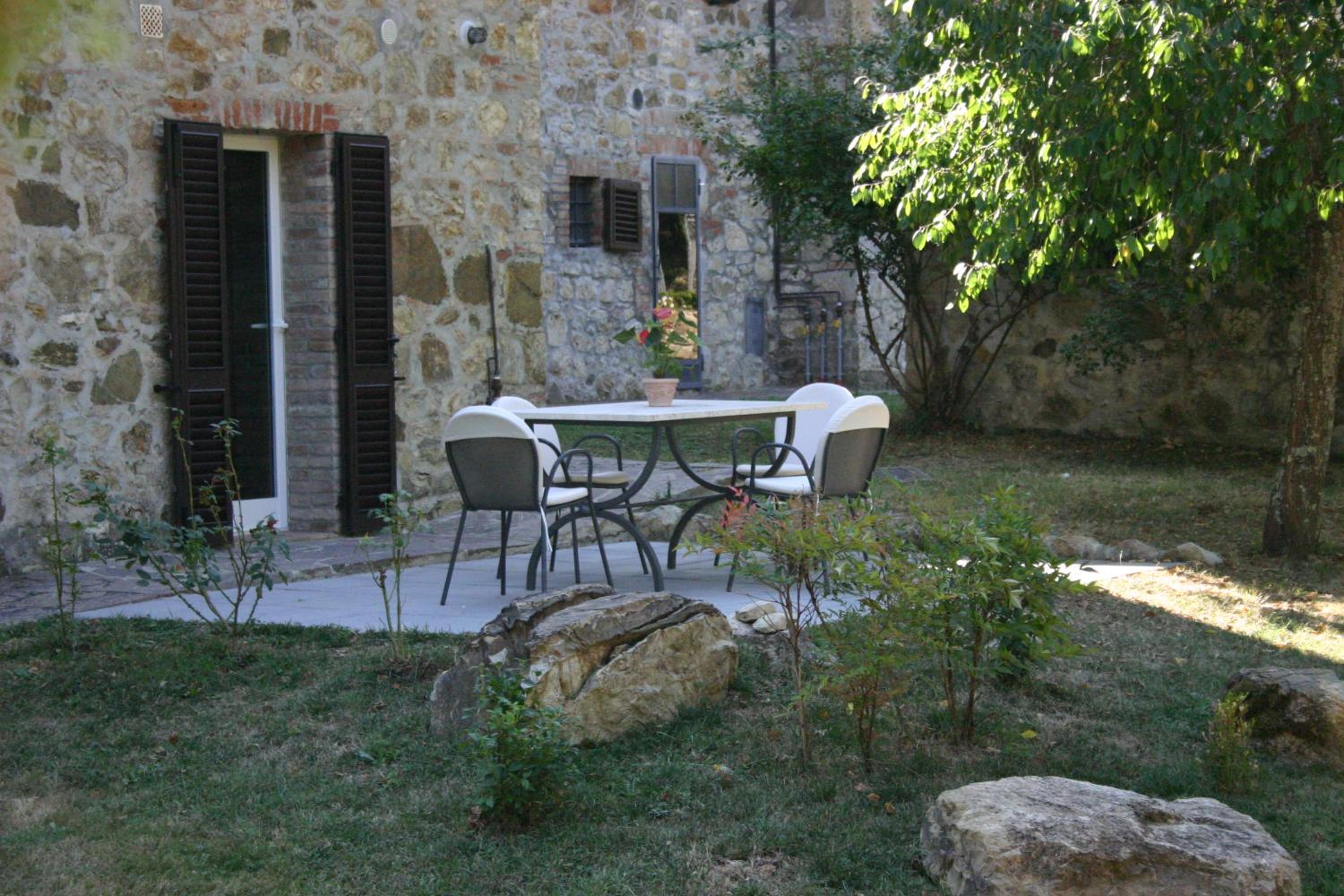 Photo 44