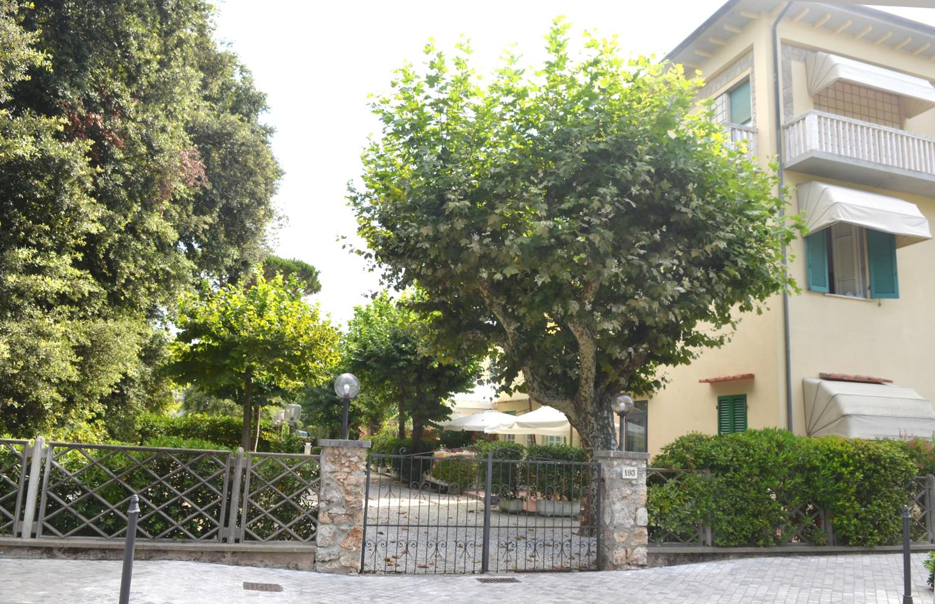 Photo 28