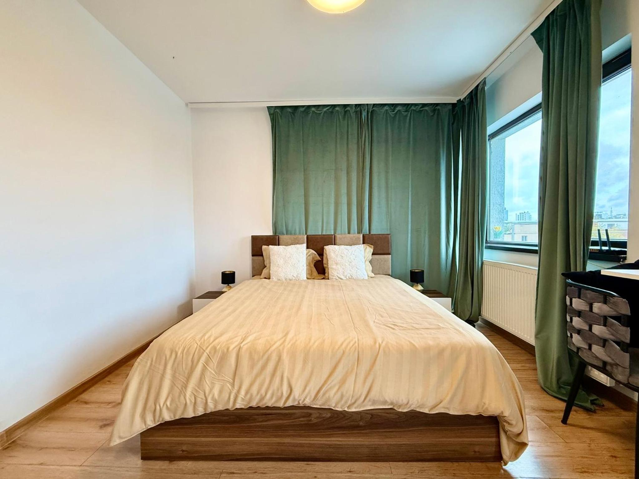 Panorama View Retreat - Elegant City Studio