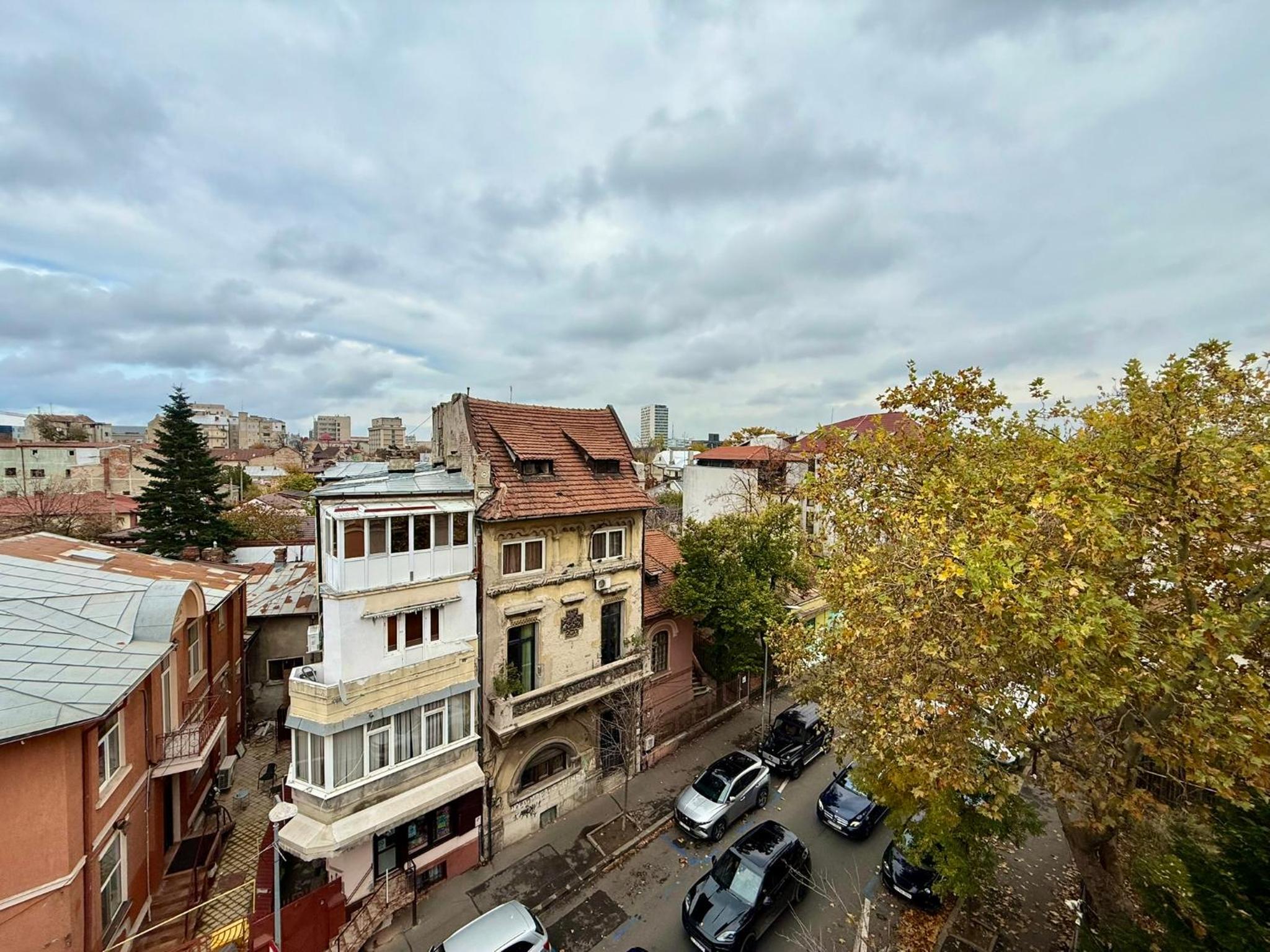 Panorama View Retreat - Elegant City Studio