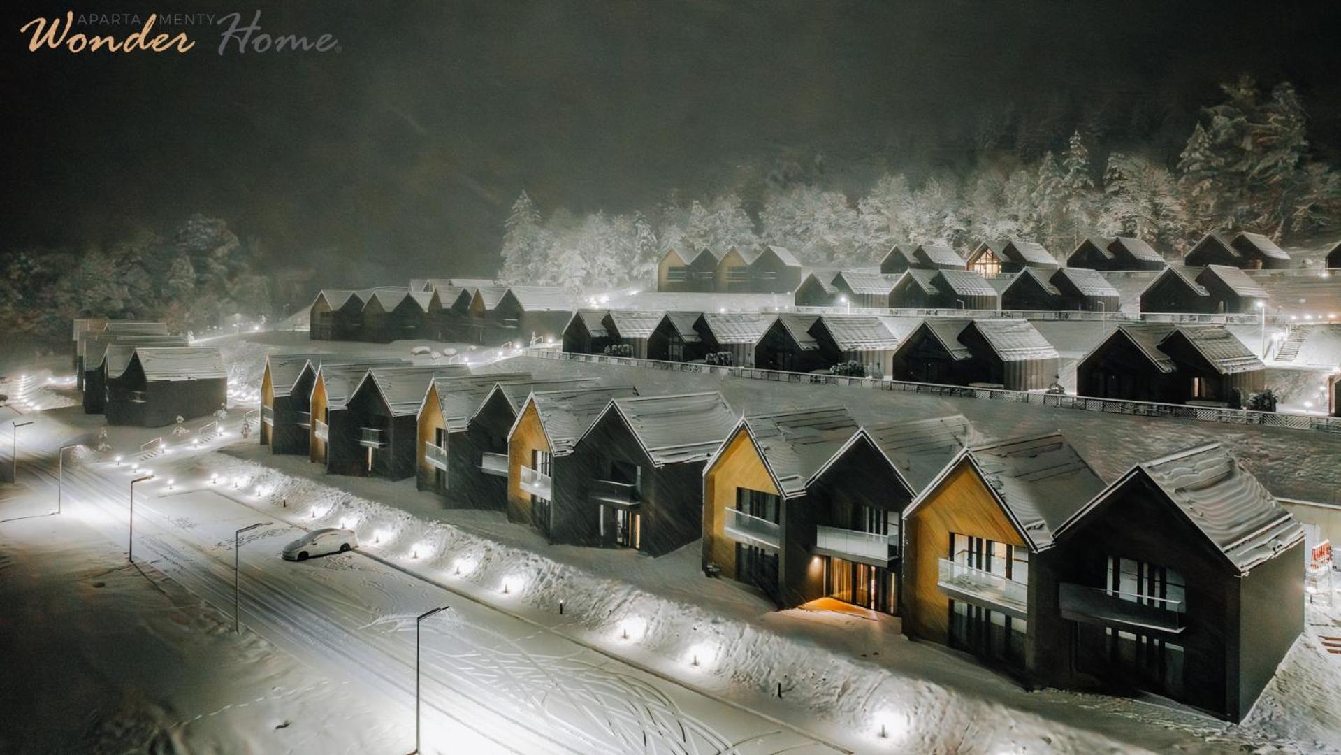 Wonder Hill - bajkowy widok na góry i zalew, strefa wellness na terenie kompleksu