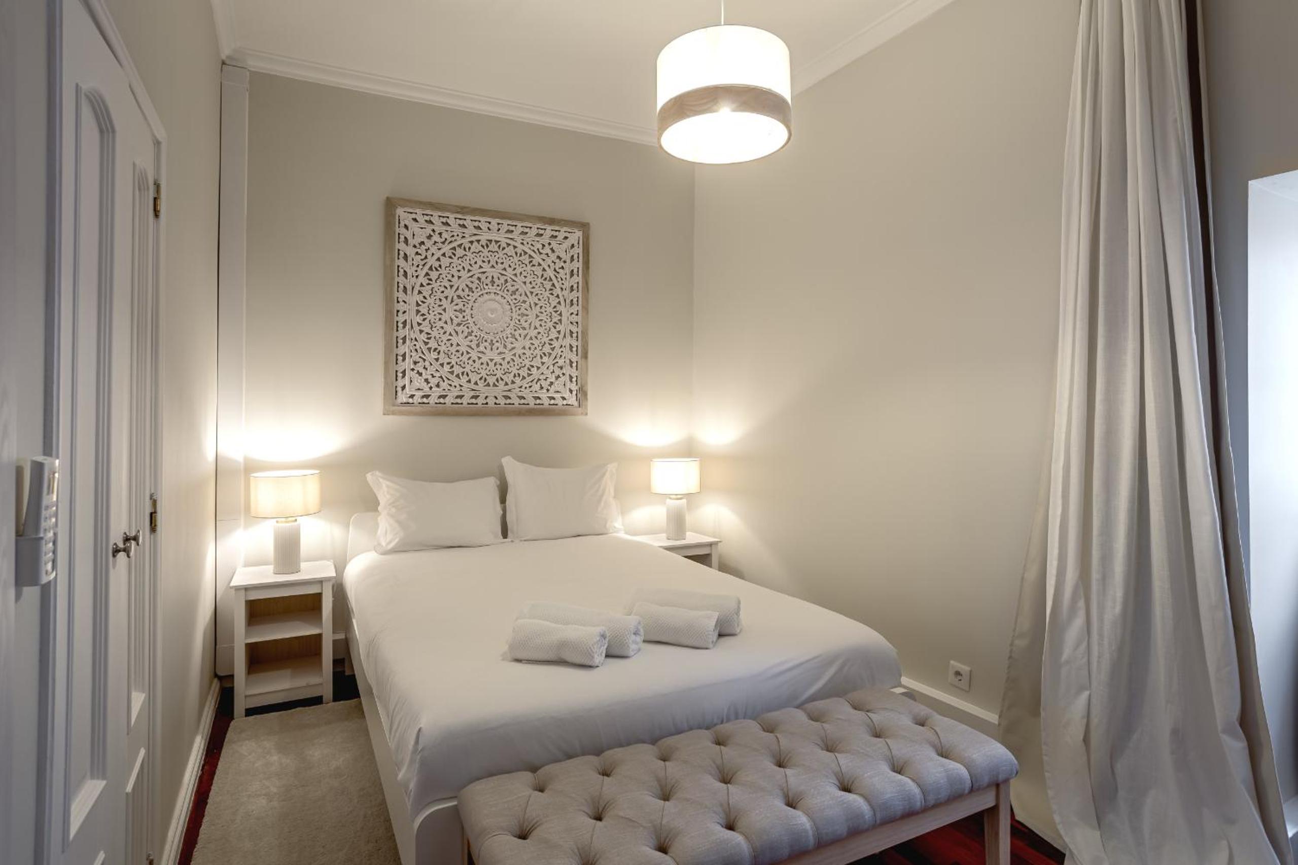 Bairro Alto Elegant by Homing
