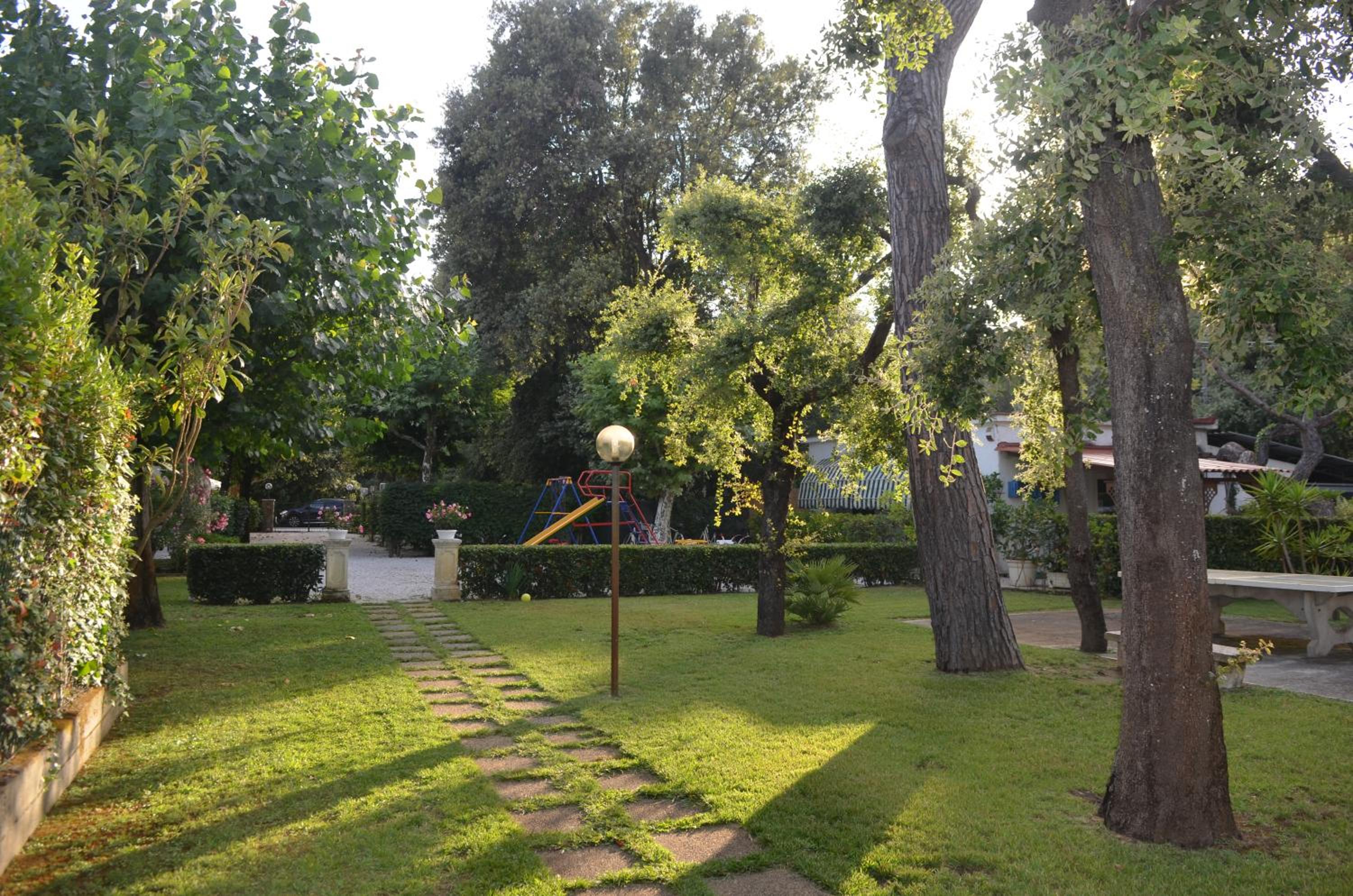 Photo 43