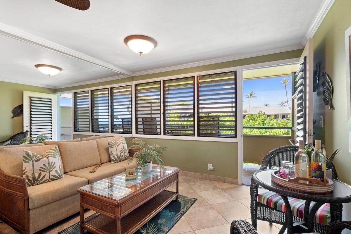 Napili Bay 210 · NB 210 Napili Bay Studio with Direct Ocean View