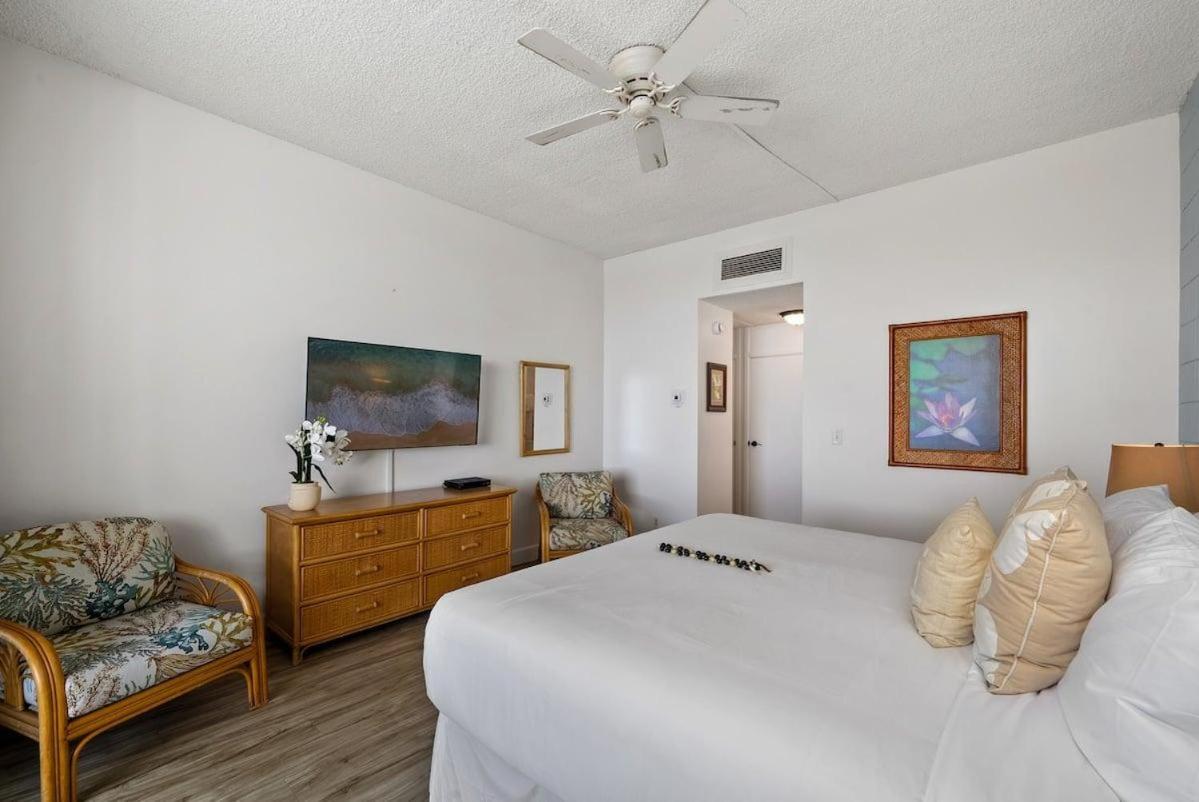 Lahaina Shores PH1 · LS PH1 Oceanfront Penthouse Condo w Panoram