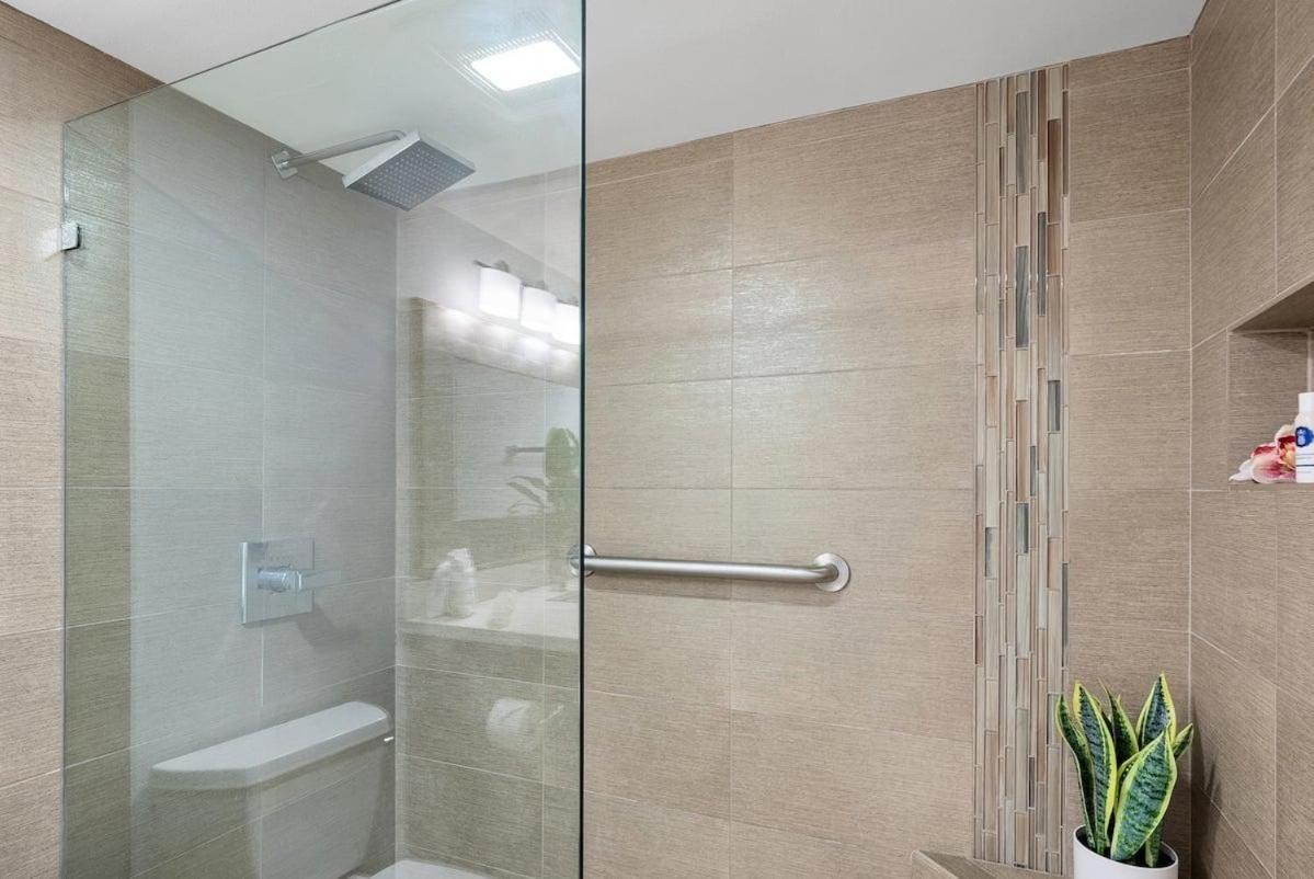 Lahaina Shores 418 · LS 418 Studio Near Beach, Pool & Relaxing H