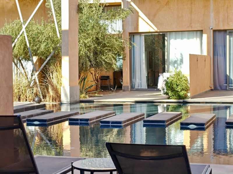 Duplex Premium 3 Suites, Style Villa, Terrasse & Accès direct piscine, Oliver Palm Resort Marrakech