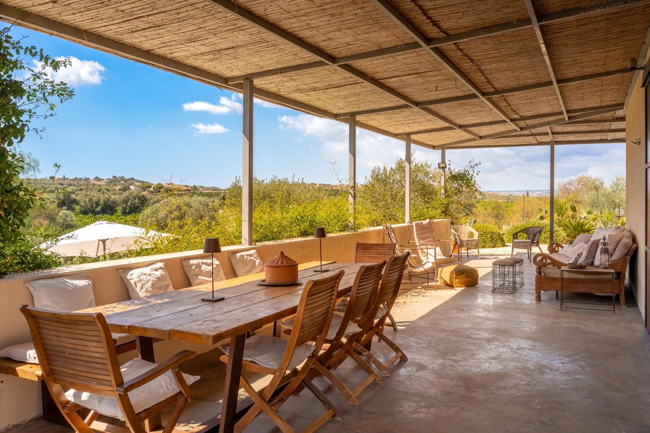 Villa Silvia with Swimming Pool by Wonderful Italy