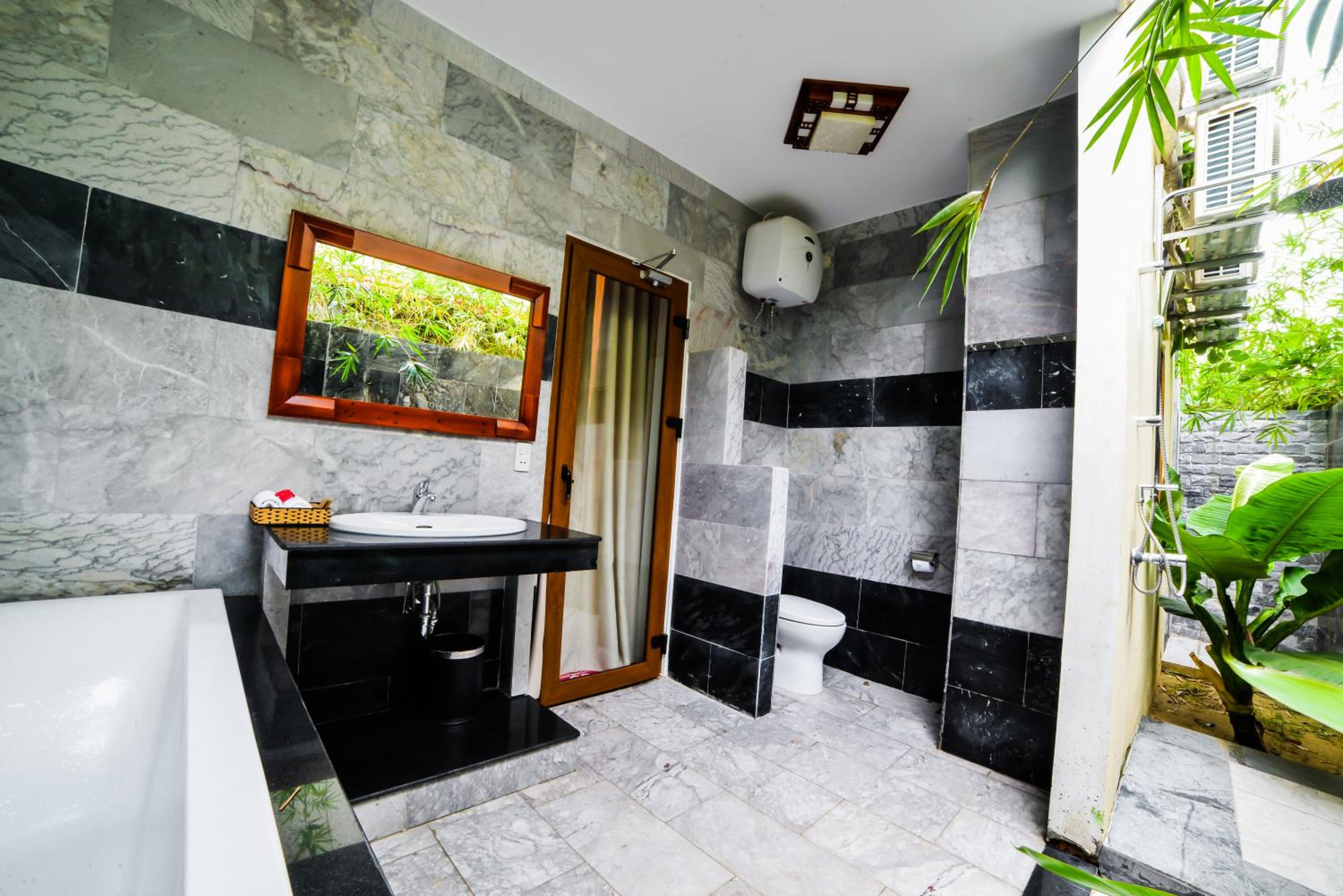Villa Orchid Garden Riverside Hoi An