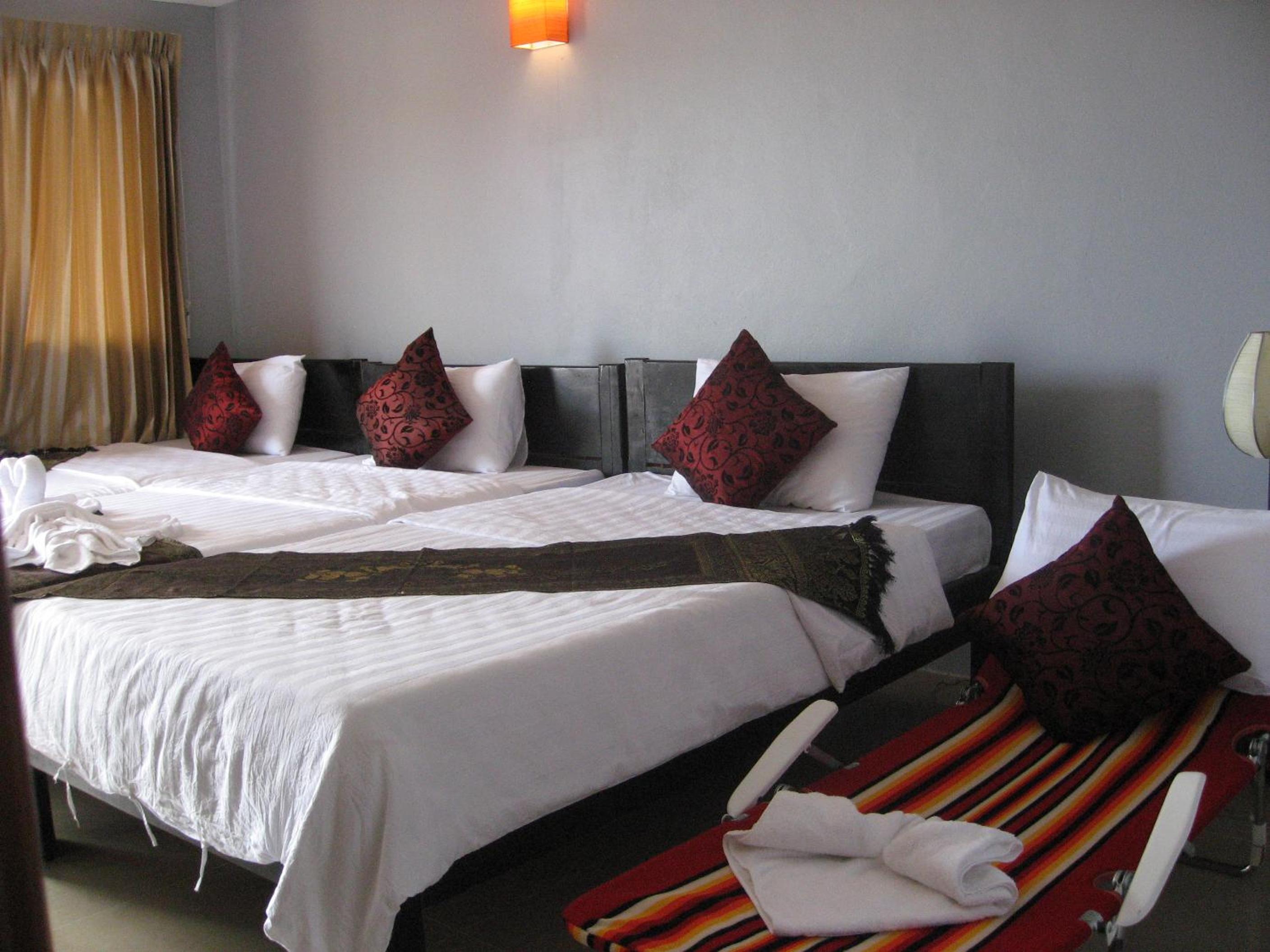 Cheng Lay Guesthouse