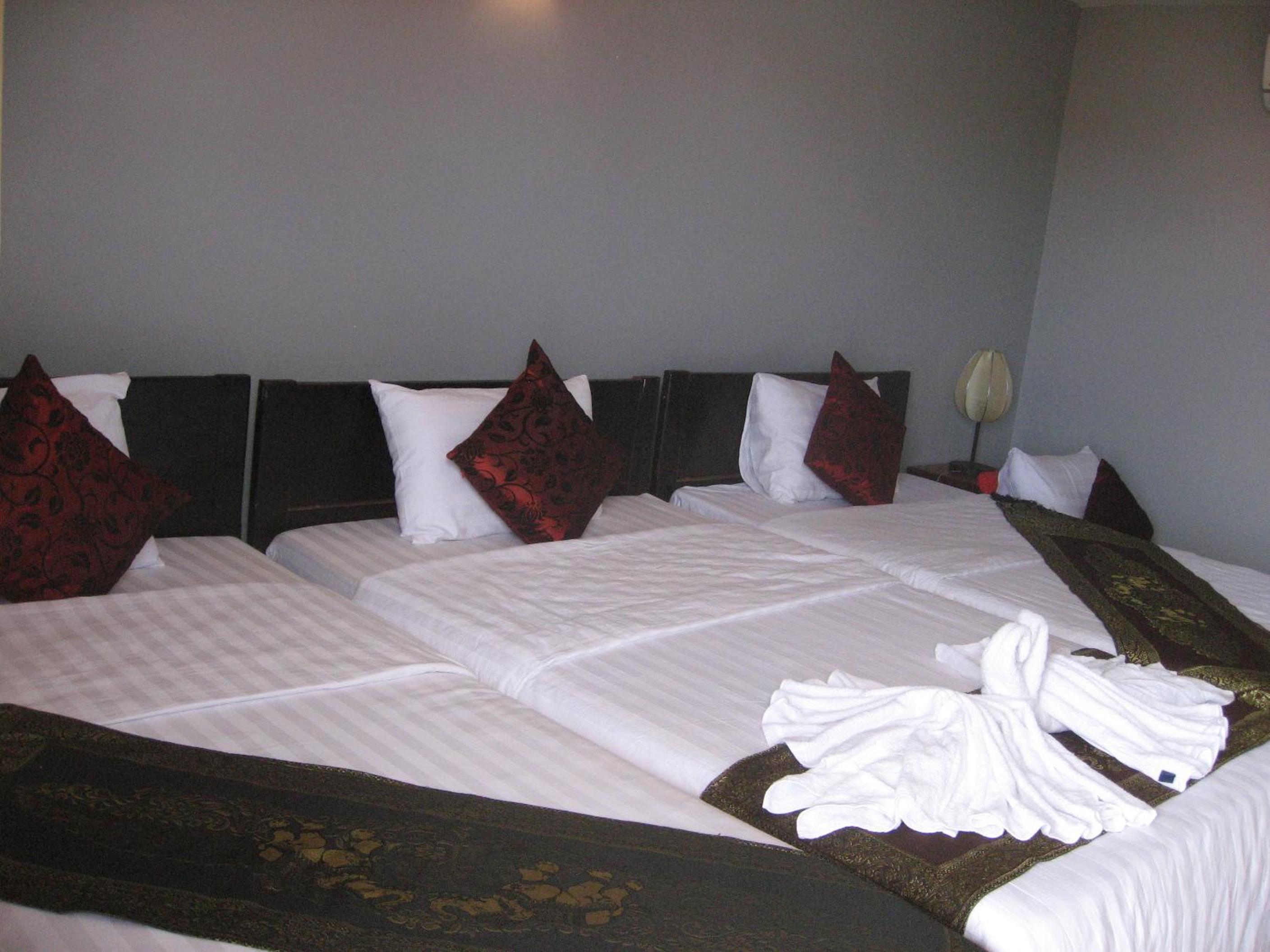 Cheng Lay Guesthouse