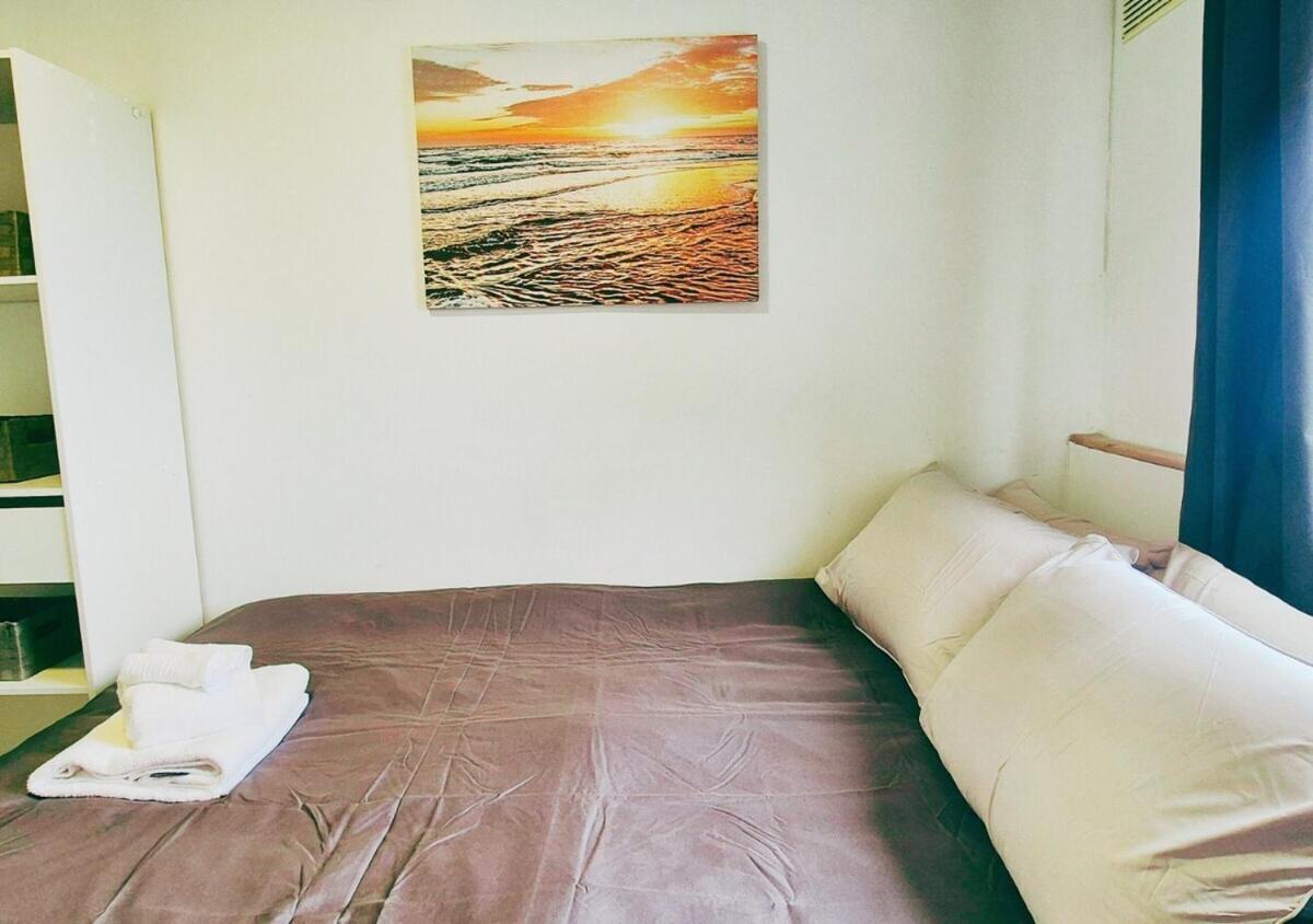 Comfy 3BR Flat on Quiet Street in Wollaton