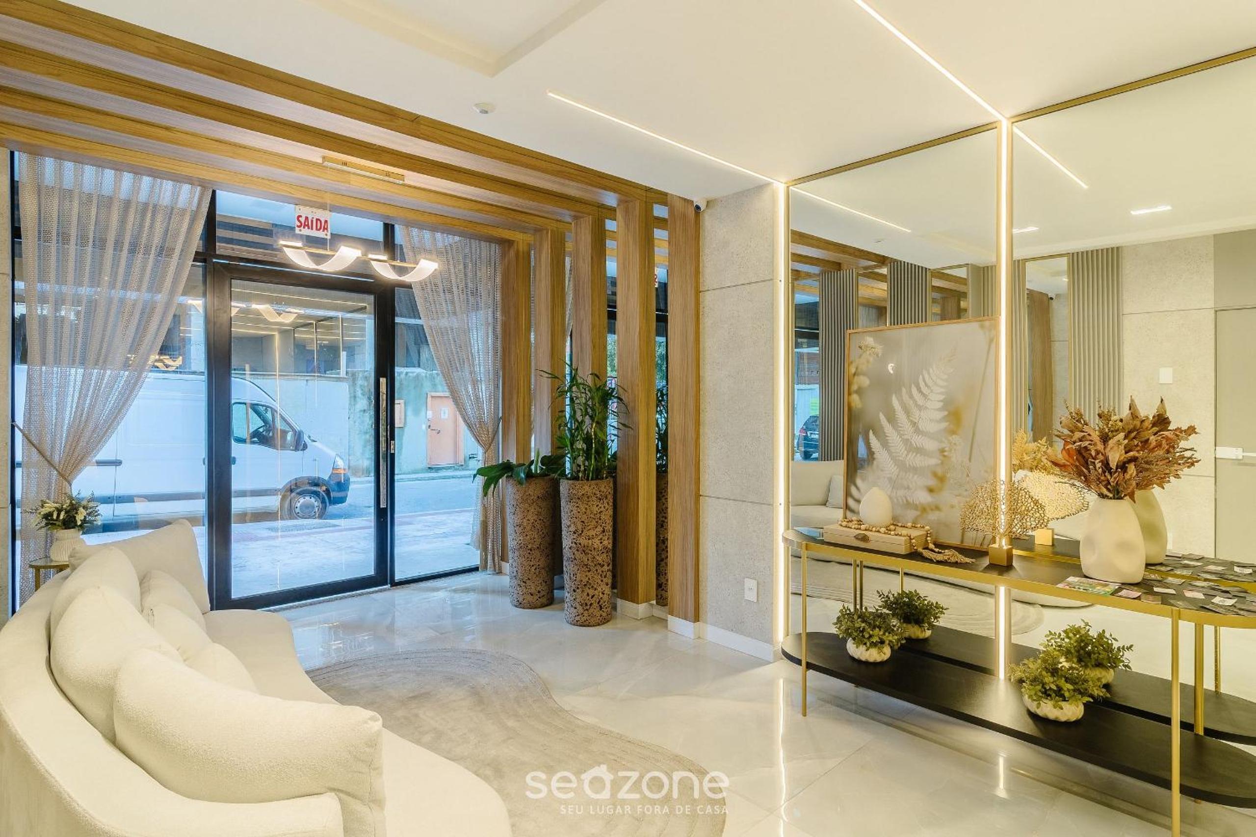 Apartments in a building 200 m from Perequê beach - RIHs