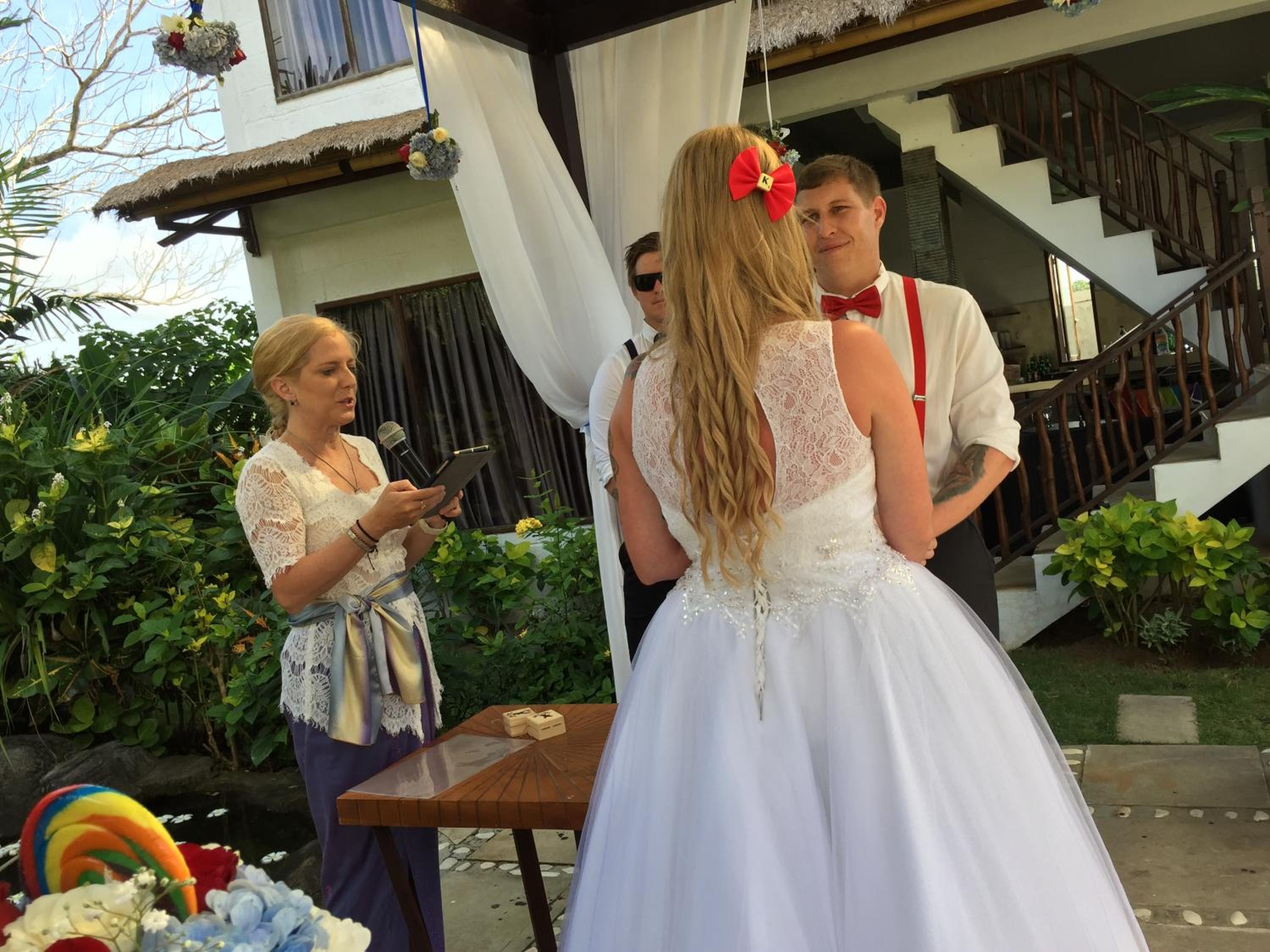 Hill Dance Bali American Hotel