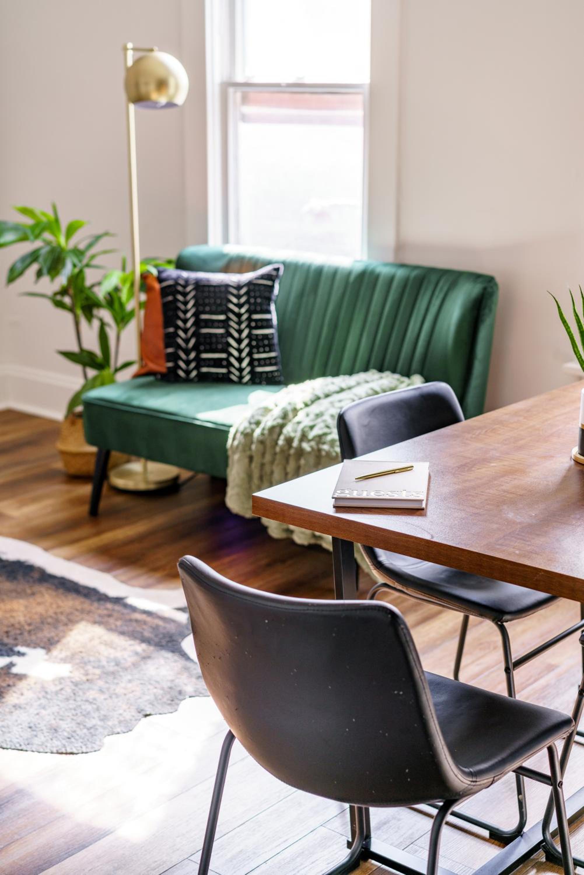Jungle House Columbus Downtown Free Parking Sleeps 8 - Near Convention Center & Nationwide Arena - 2BR Luxury Home - Pet Friendly Over 5,800 Five Star Stay