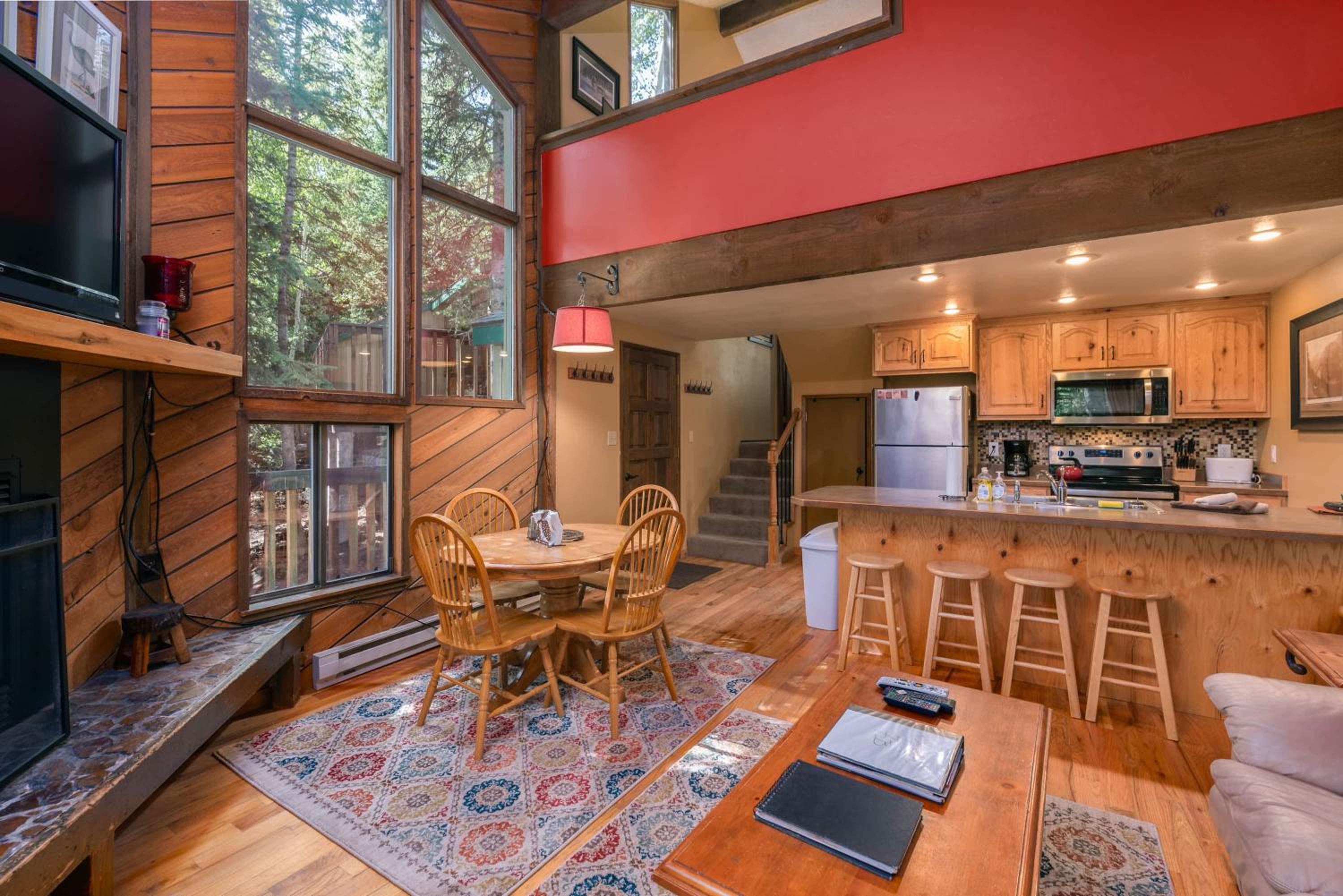 Ski Access SS7B Retreat Pet Friendly