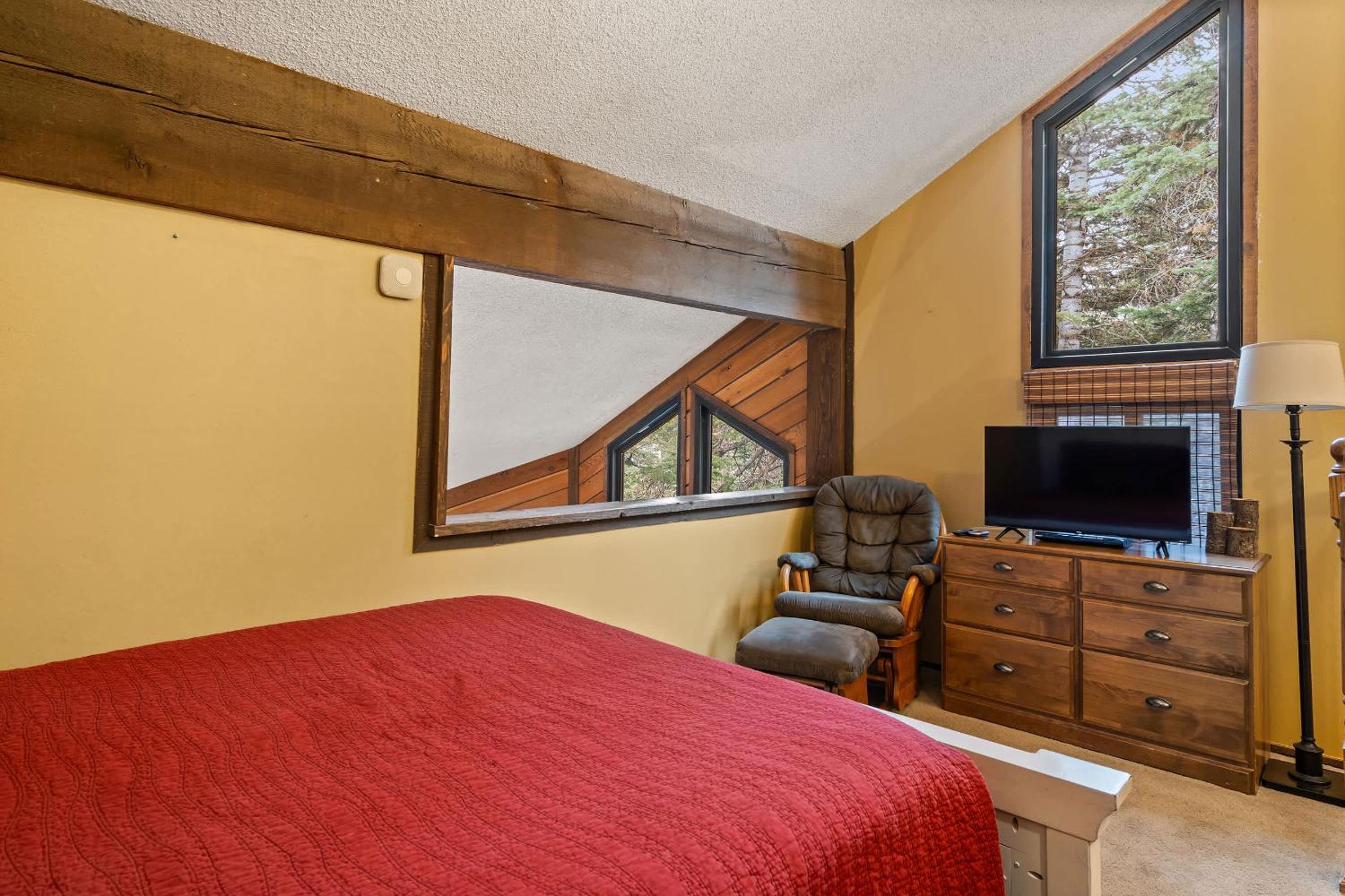 Ski Access SS7B Retreat Pet Friendly