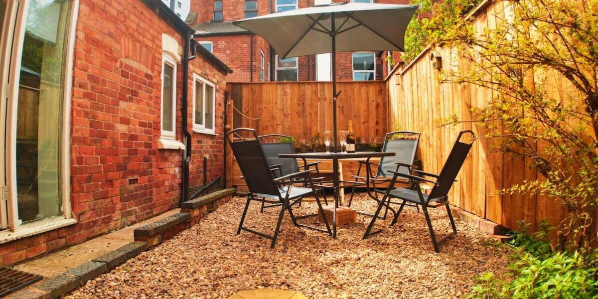 The Burford Hideaway