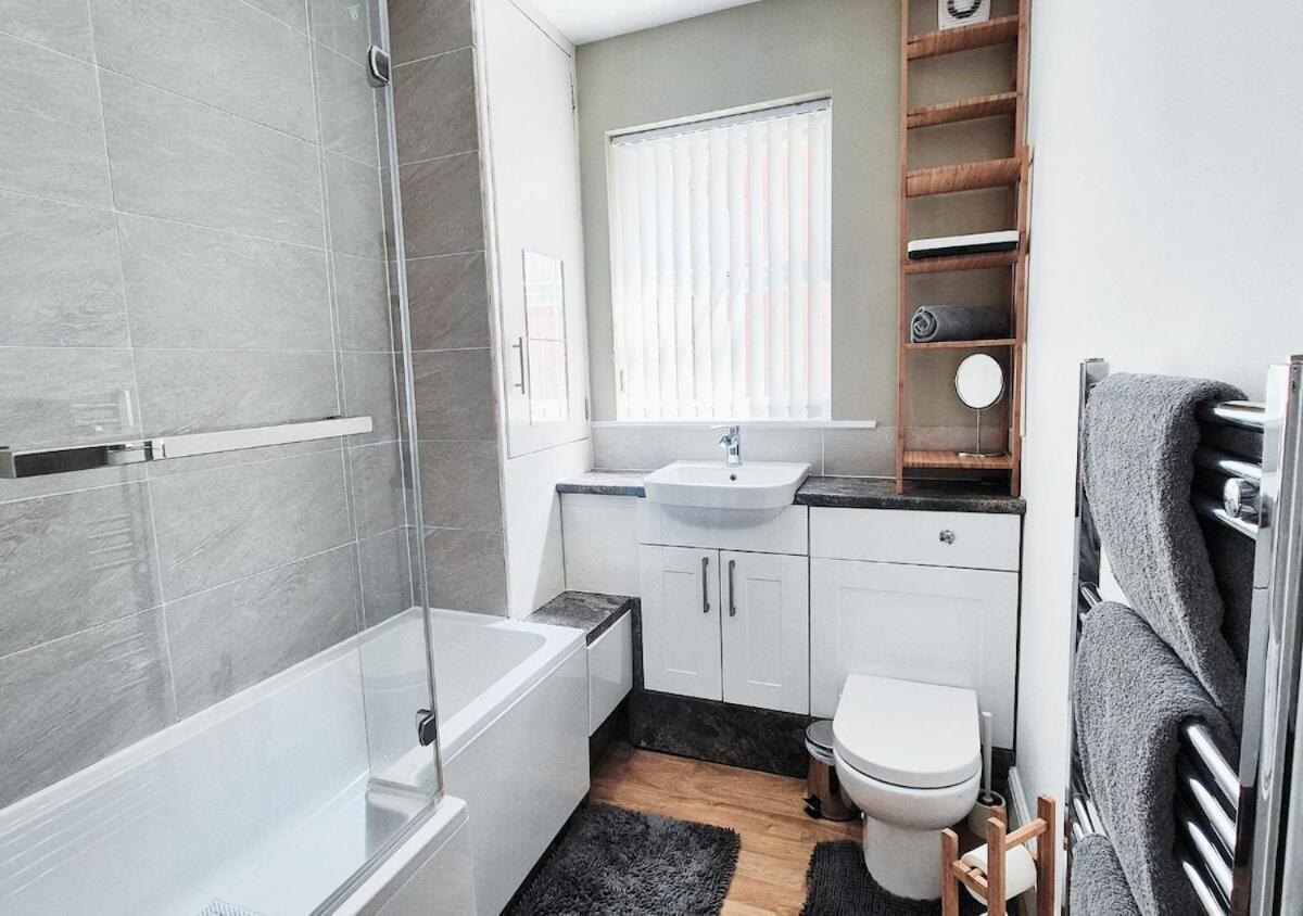 Stylish & Modern 2BR Flat nr Nottingham City Centre
