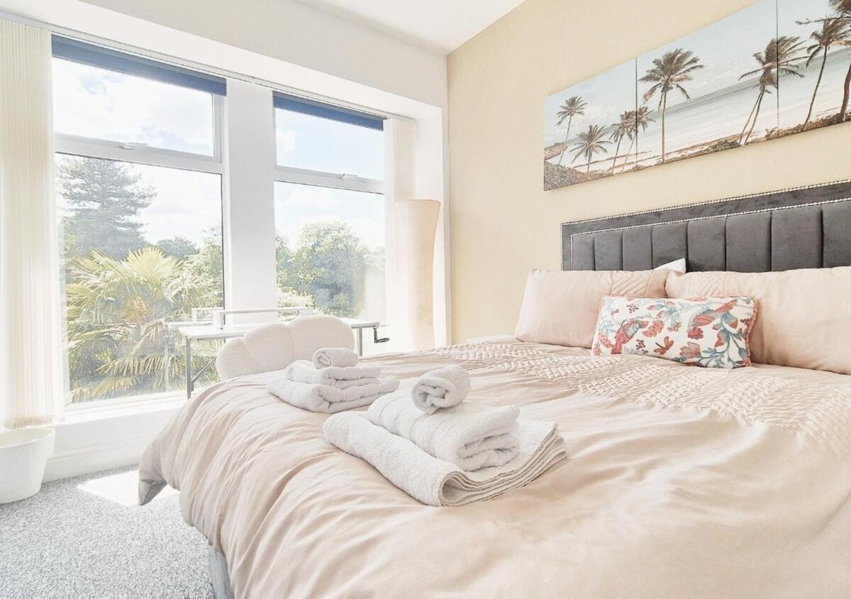 Stylish & Modern 2BR Flat nr Nottingham City Centre
