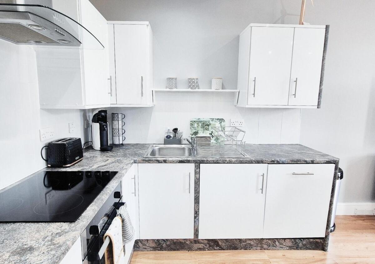 Stylish & Modern 2BR Flat nr Nottingham City Centre