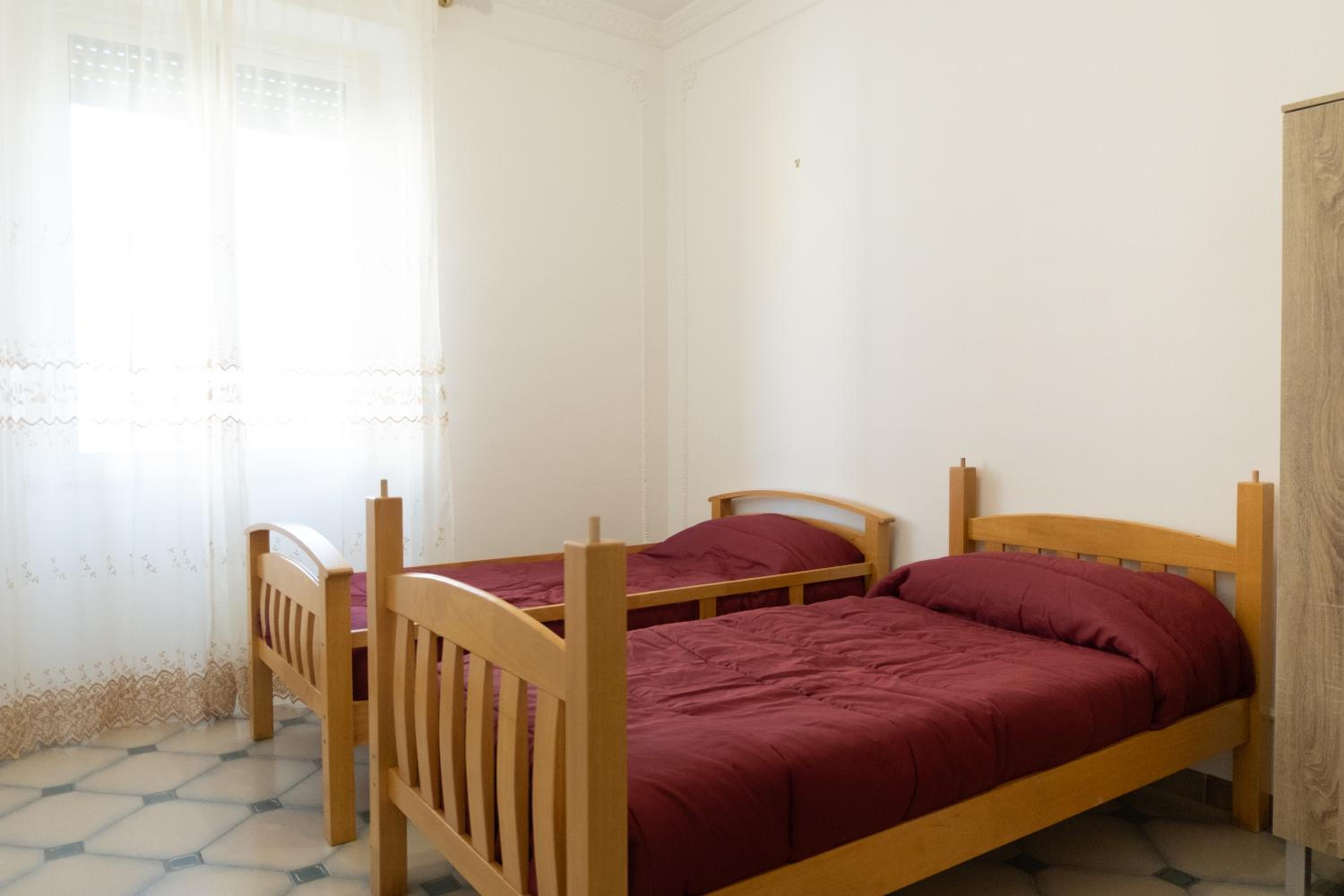 Ampio e Luminoso Appartamento con 3 Camere - Re D'Aragona Vacanze, Termini Imerese