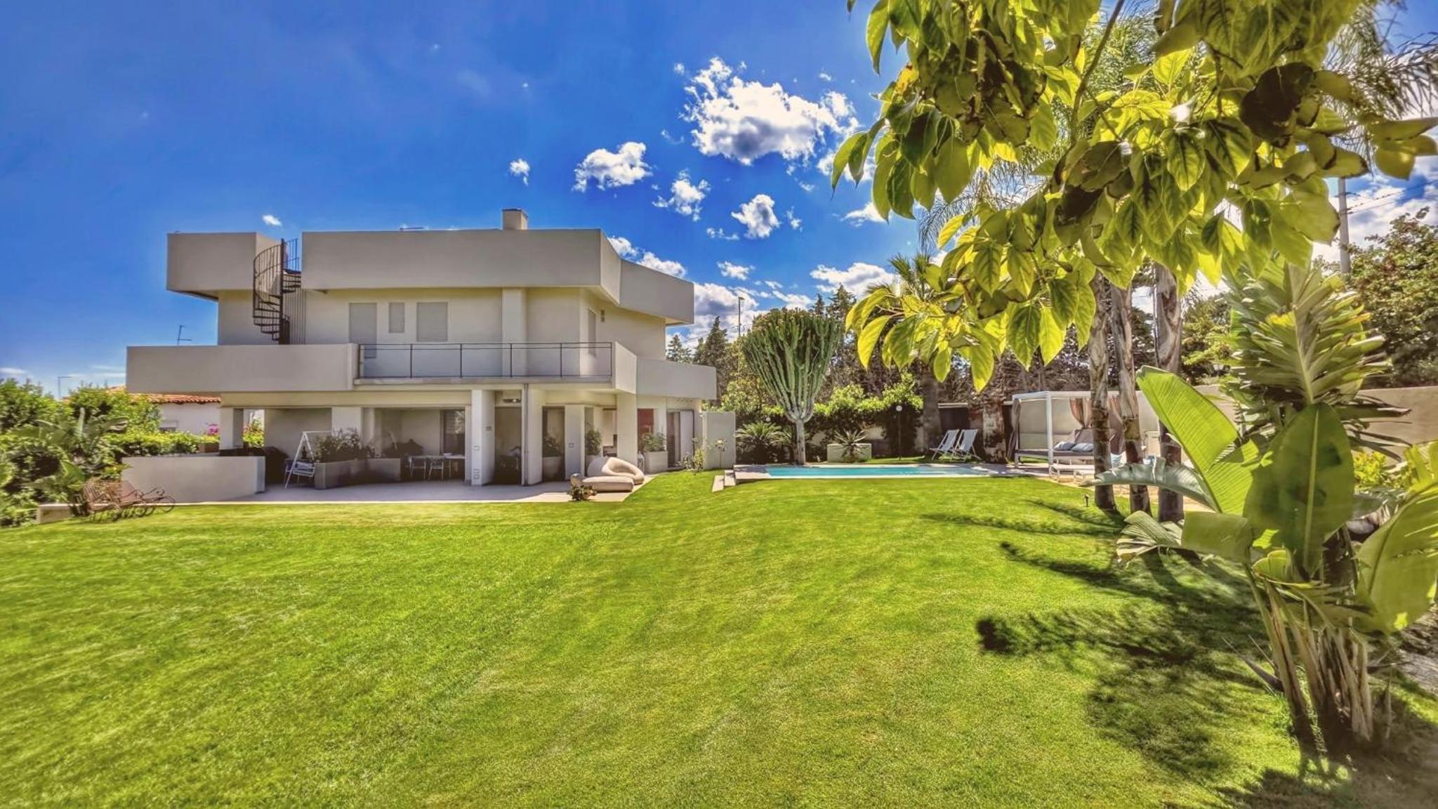 SHATI LUXURY - Private Heated Pool