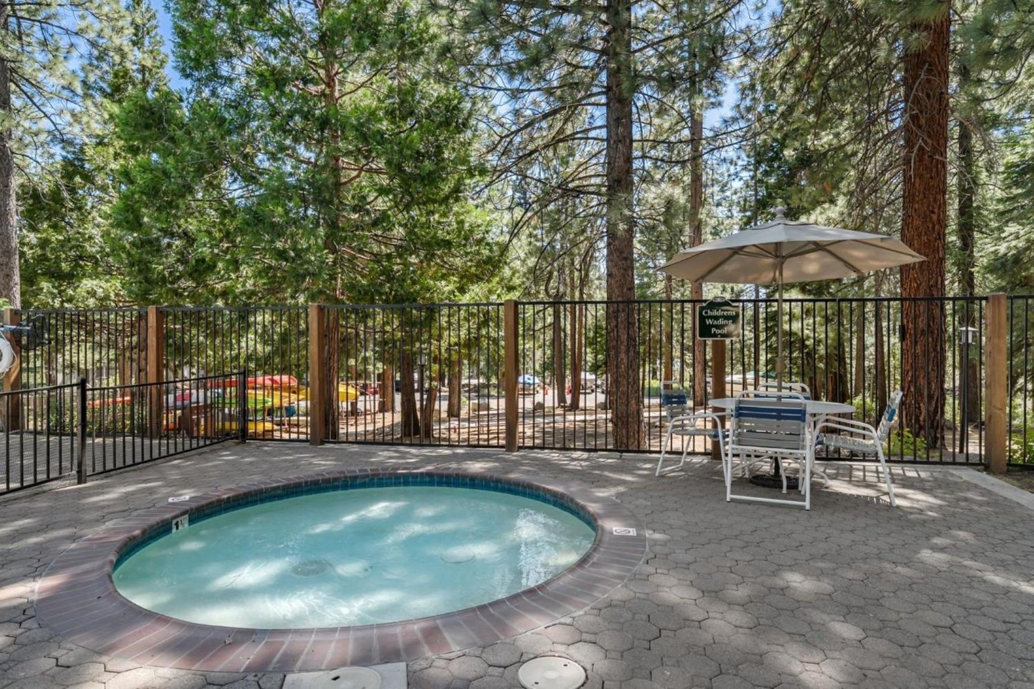 Creekside Chalet Stay for 6