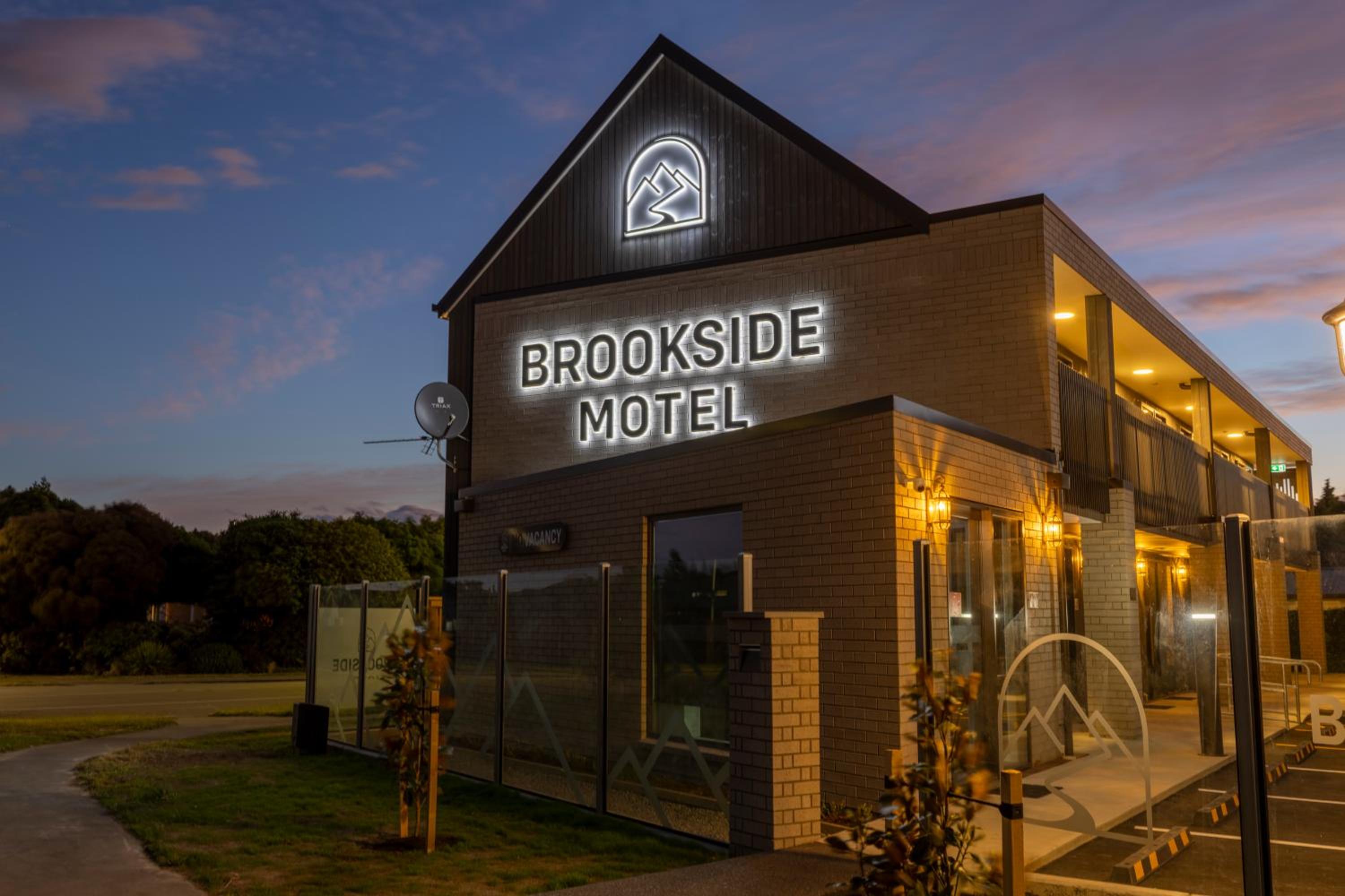 Brookside Motel