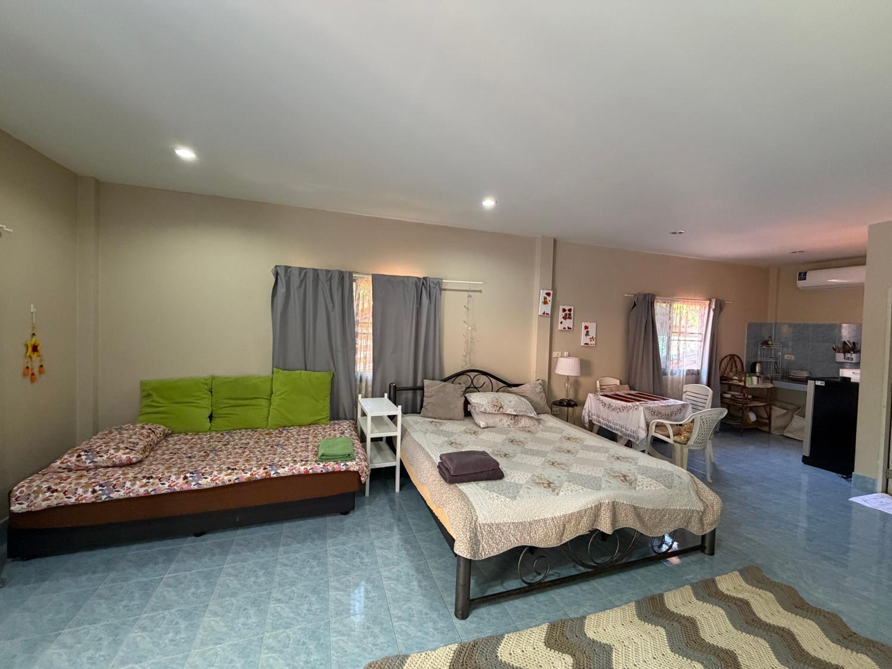 Rustic apartment at YaNui beach