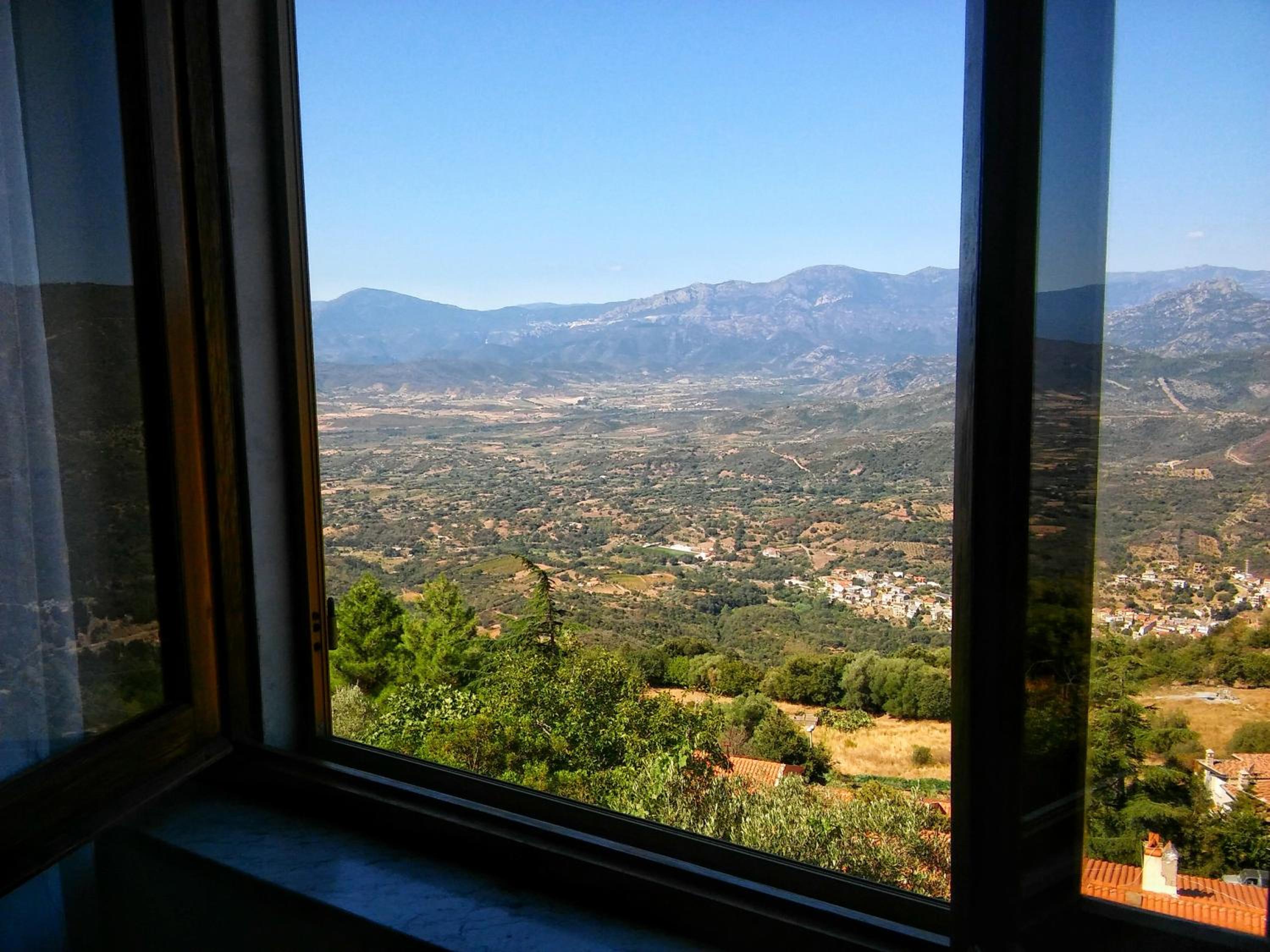 Appartamento Gennirco view 5