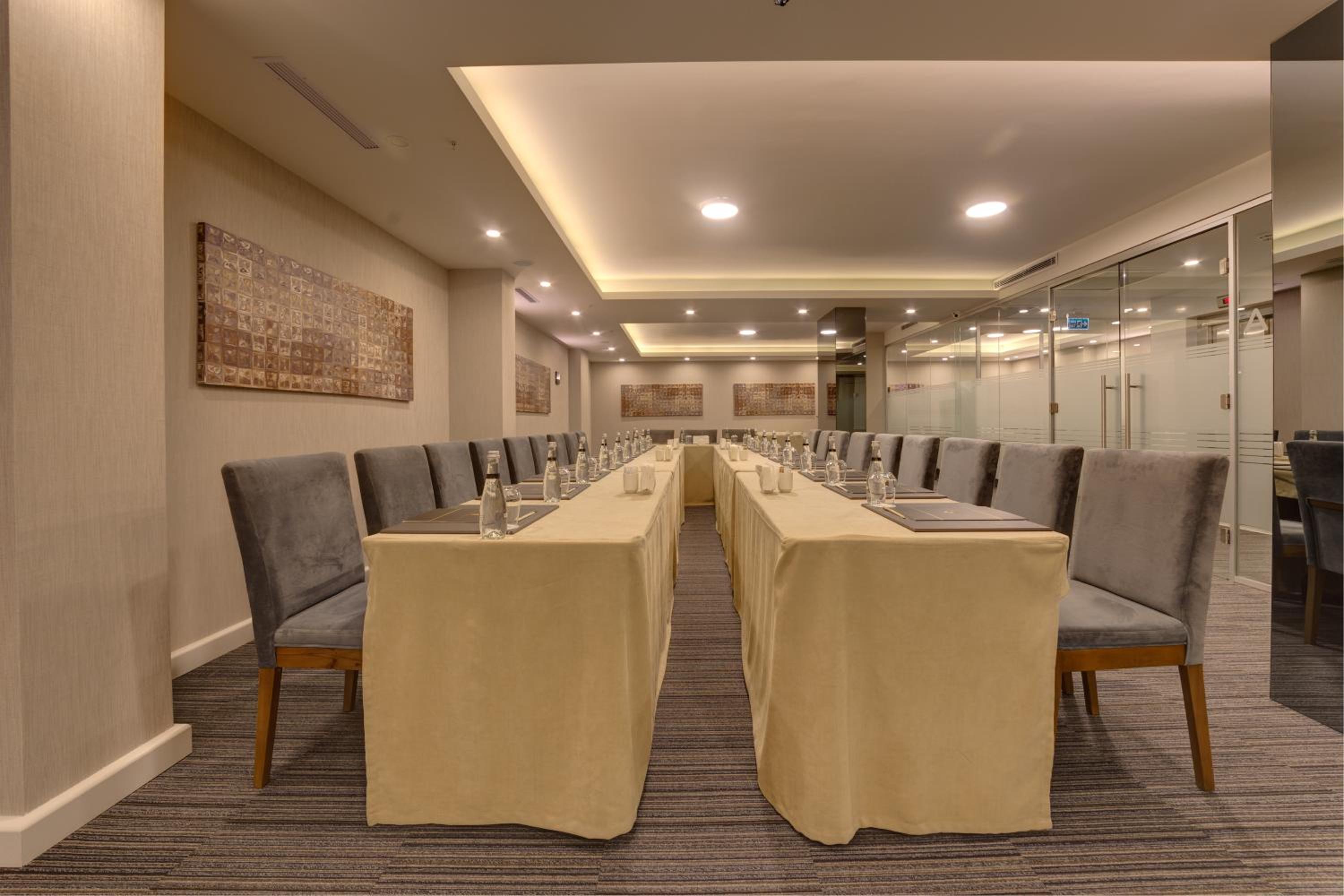 The Menord Hotel - Image 32
