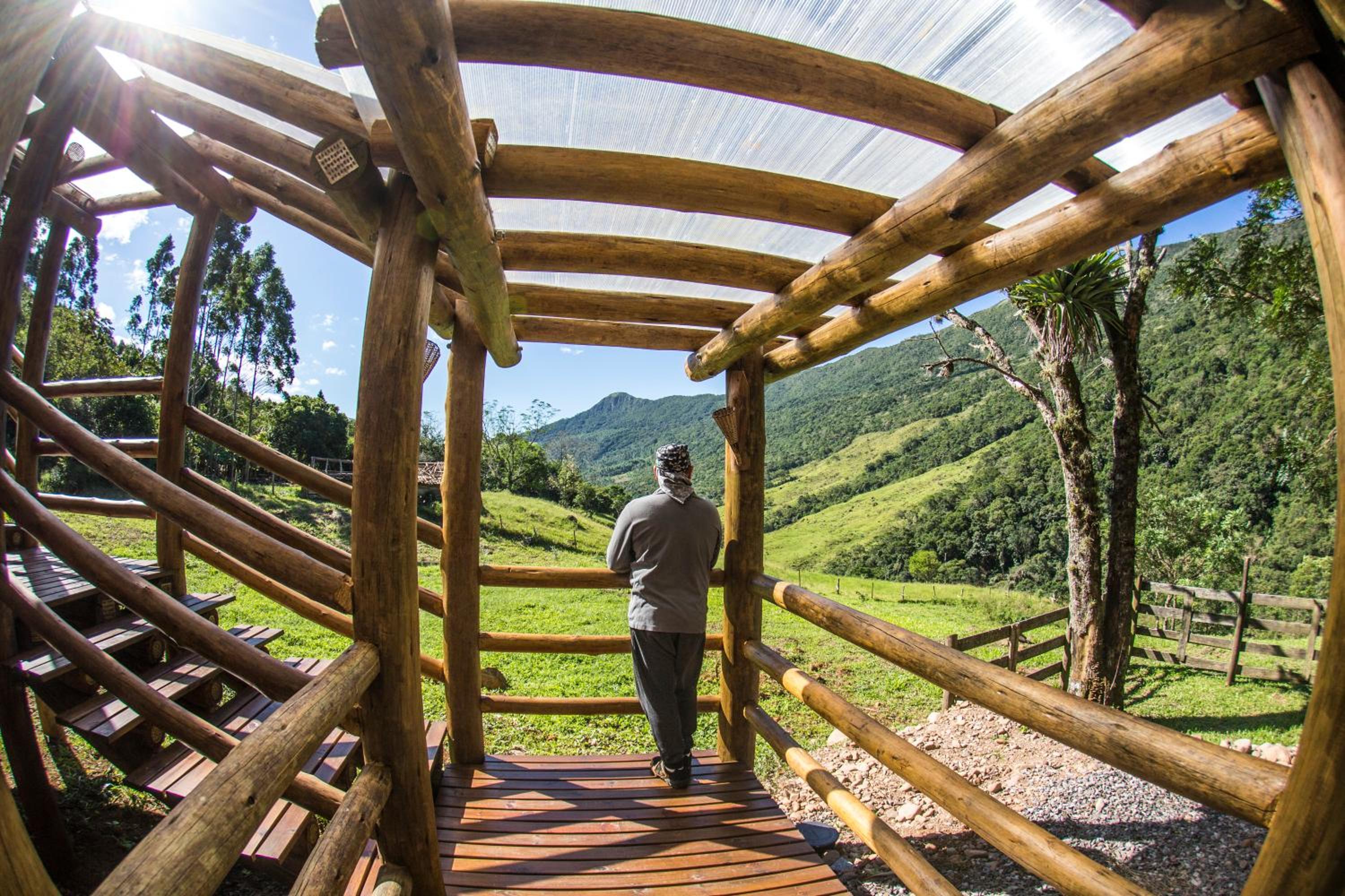 Cachoeira dos Borges Cabanas e Parque