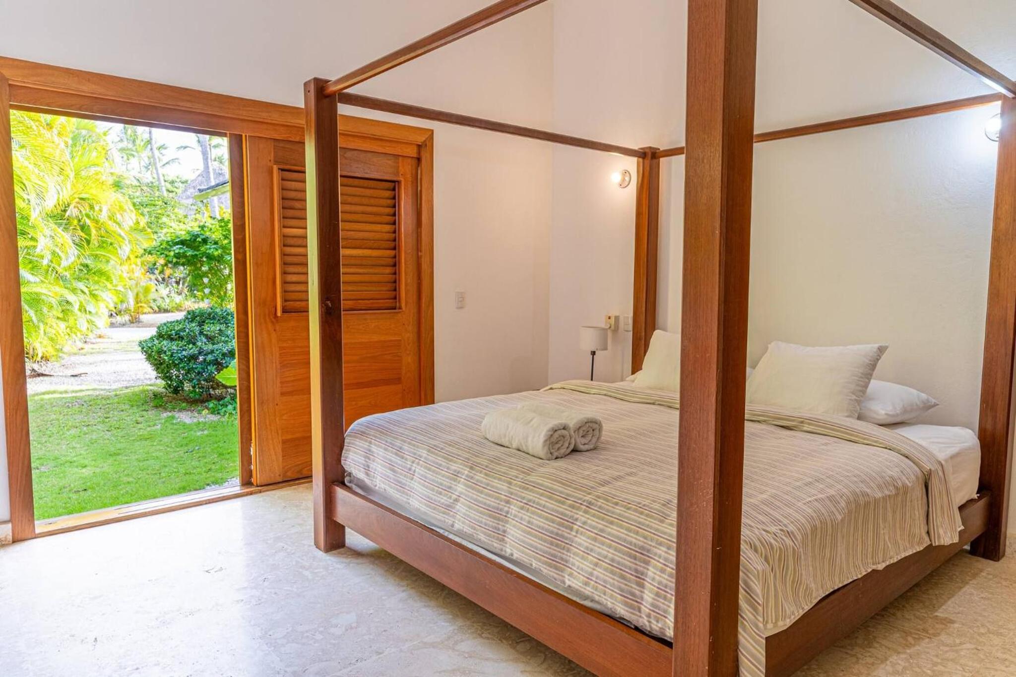 Las Marinas Los Nmada, 80 meters from Coson beach