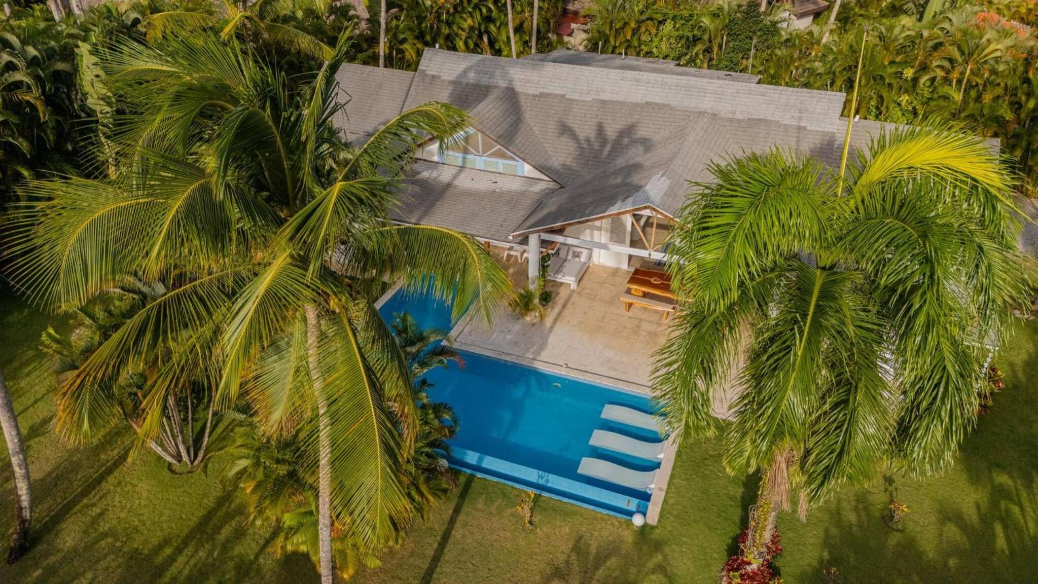 Las Marinas Los Nmada, 80 meters from Coson beach