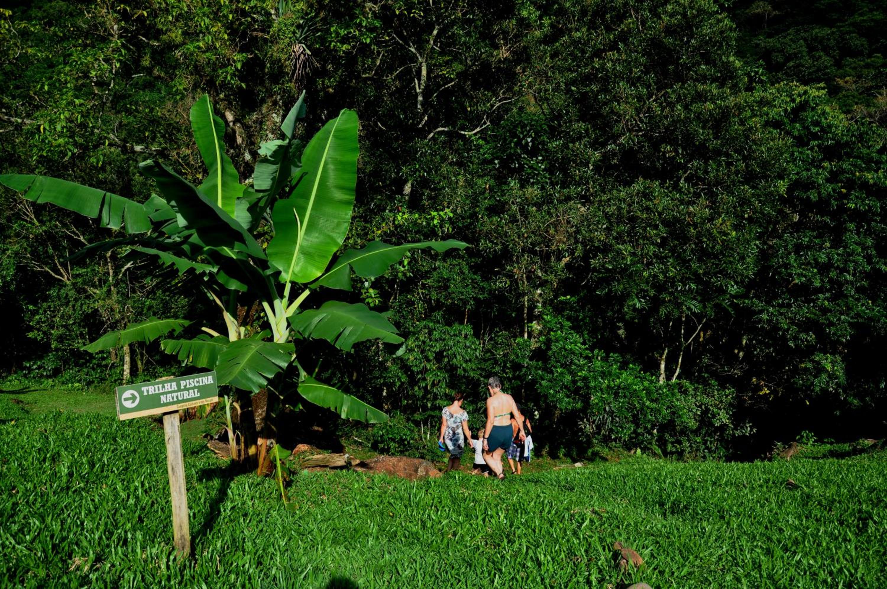 Cachoeira dos Borges Cabanas e Parque