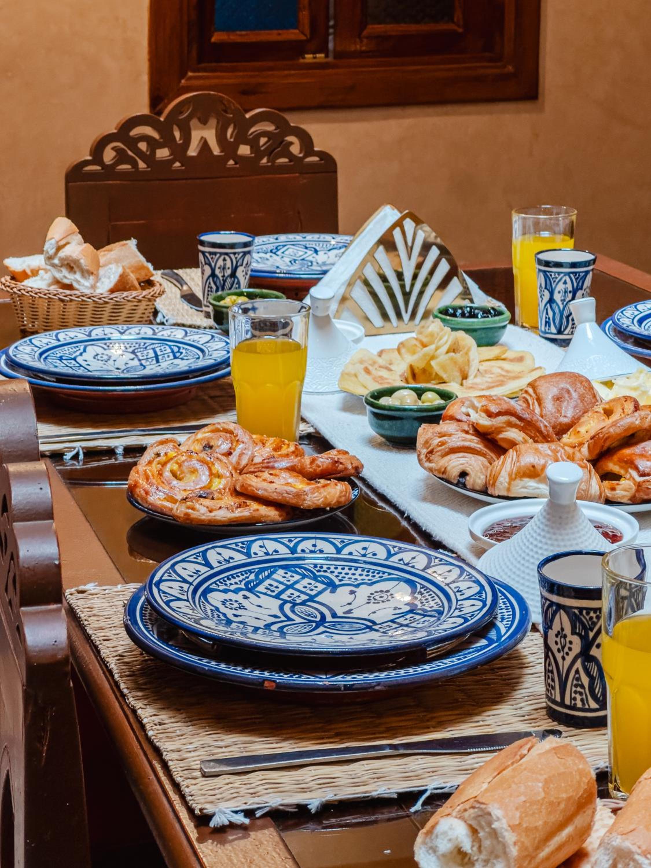 Riad Emeraude Cozy Riad with Shared Pool 4 Room