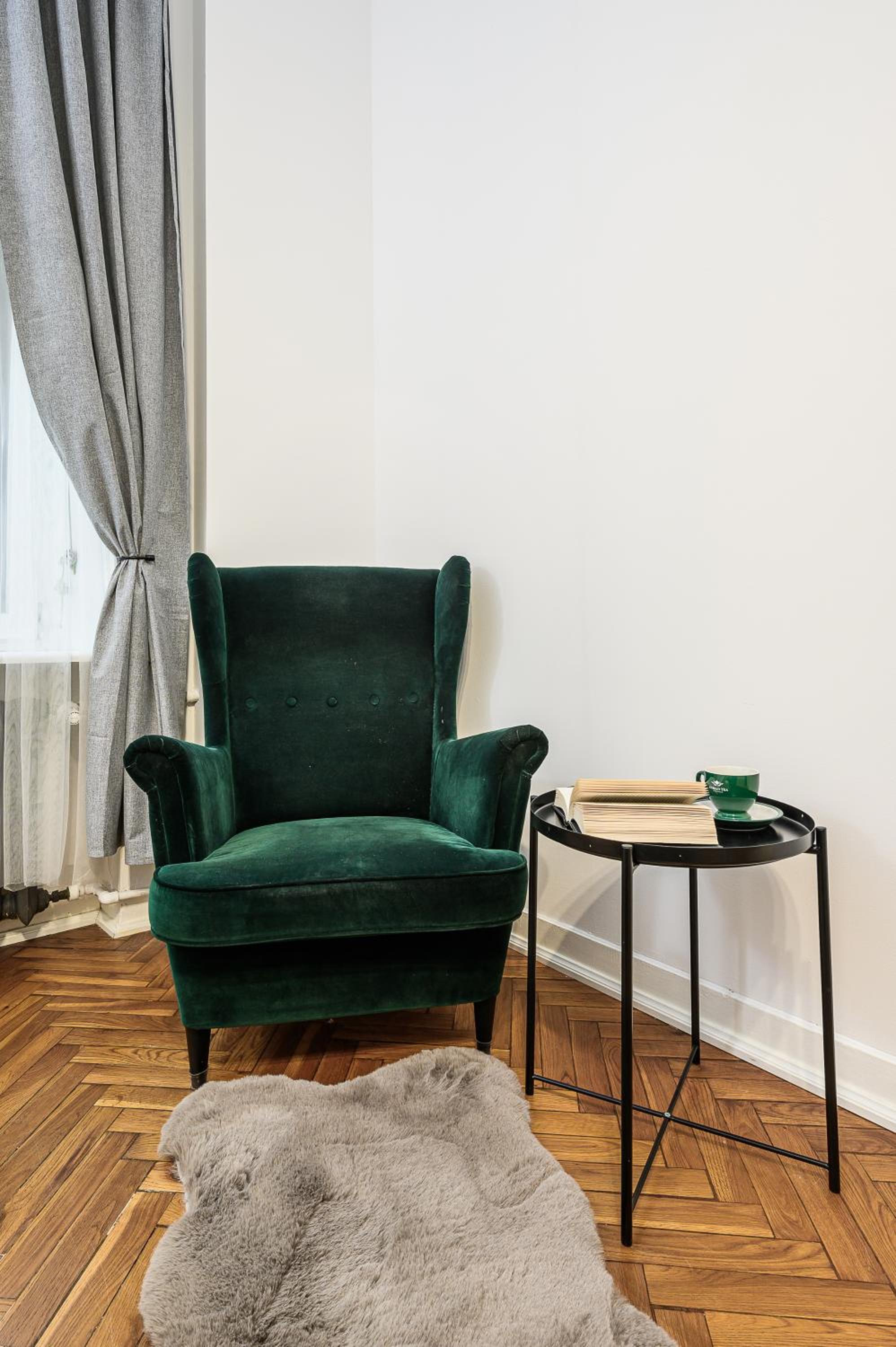 Lumina bright apartment in the City Center