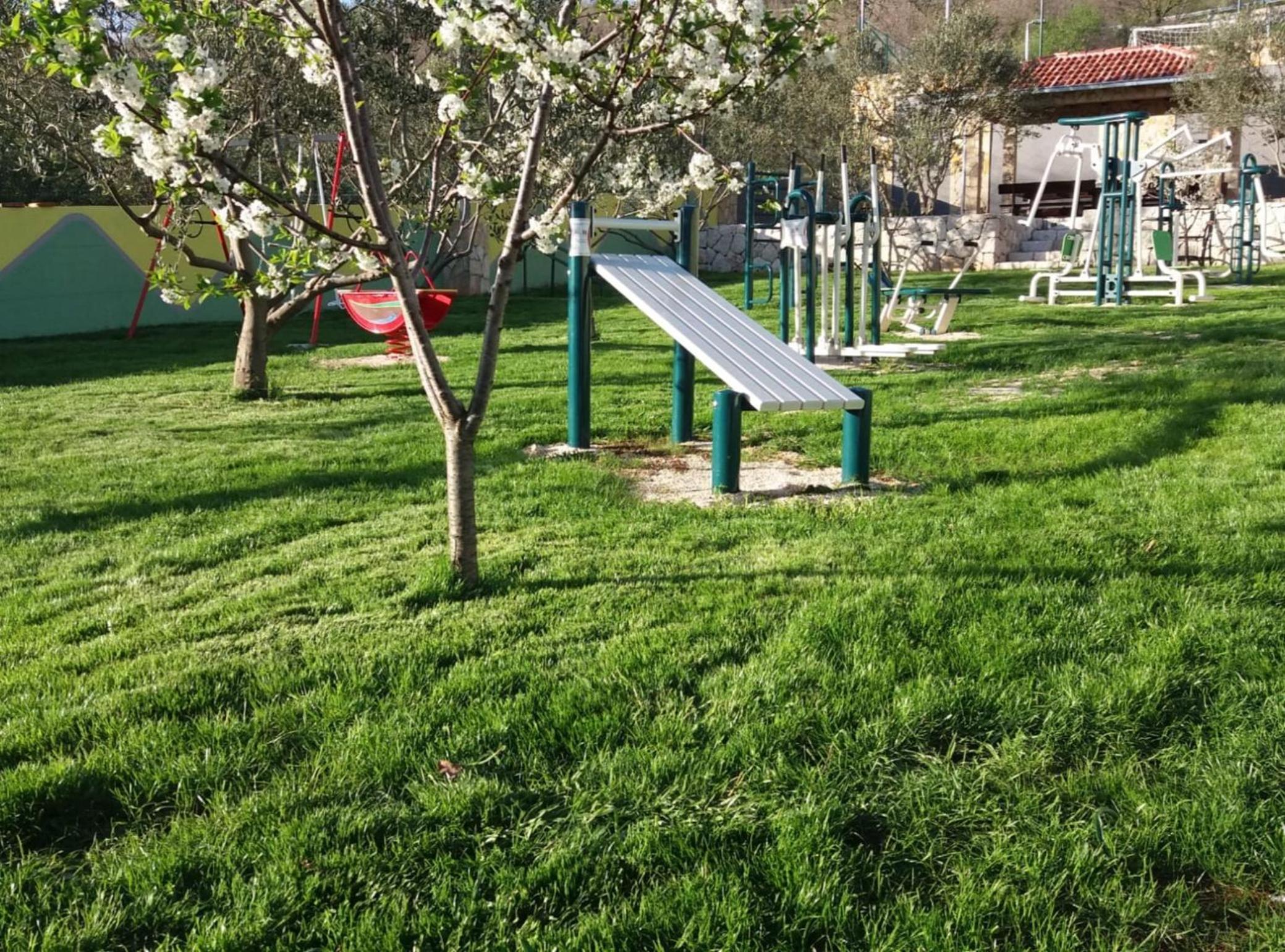 Villa Popovića dvori