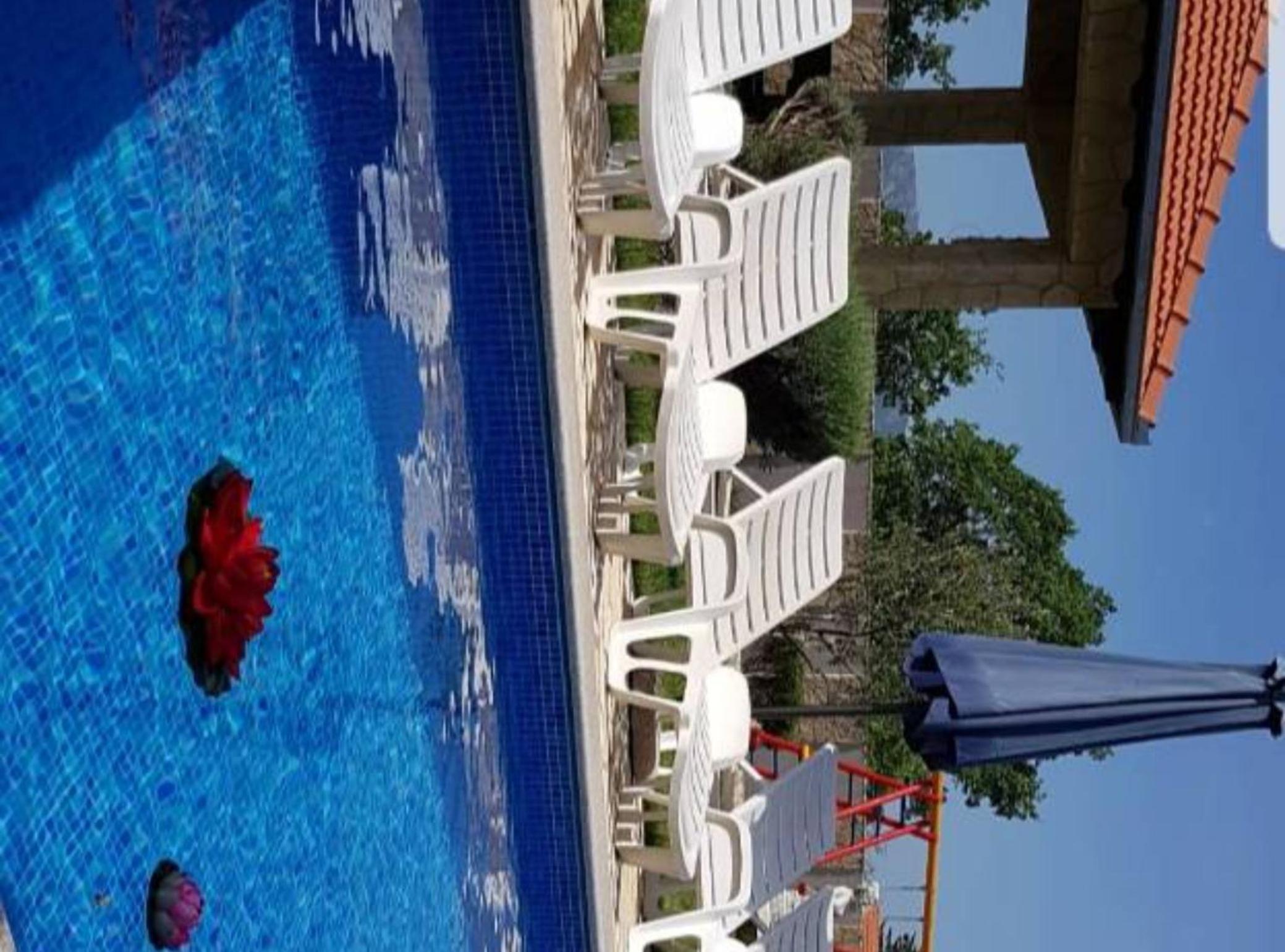 Villa Popovića dvori