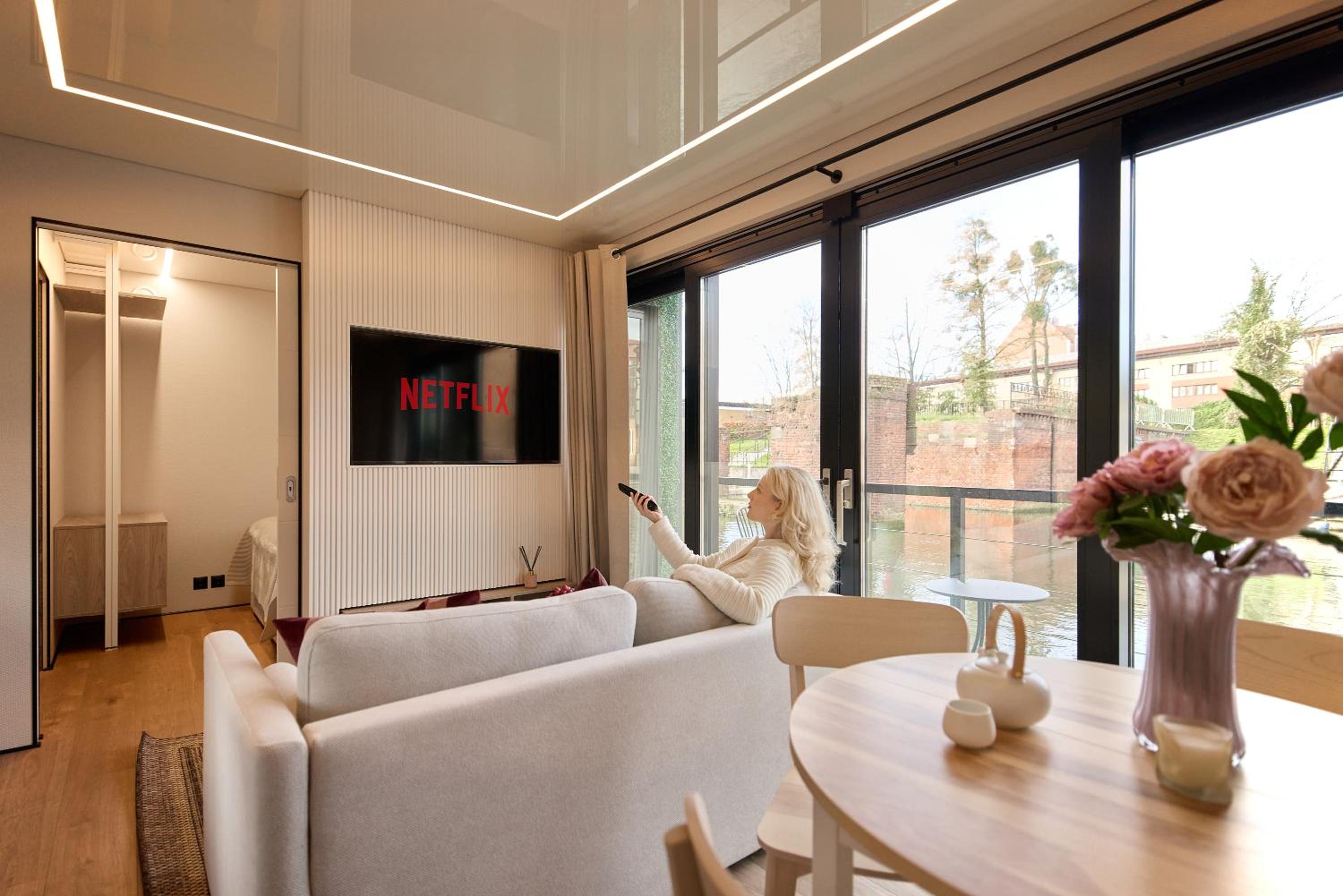 Domy Na Wodzie - La Mare Motlava Houseboats by Downtown Apartments