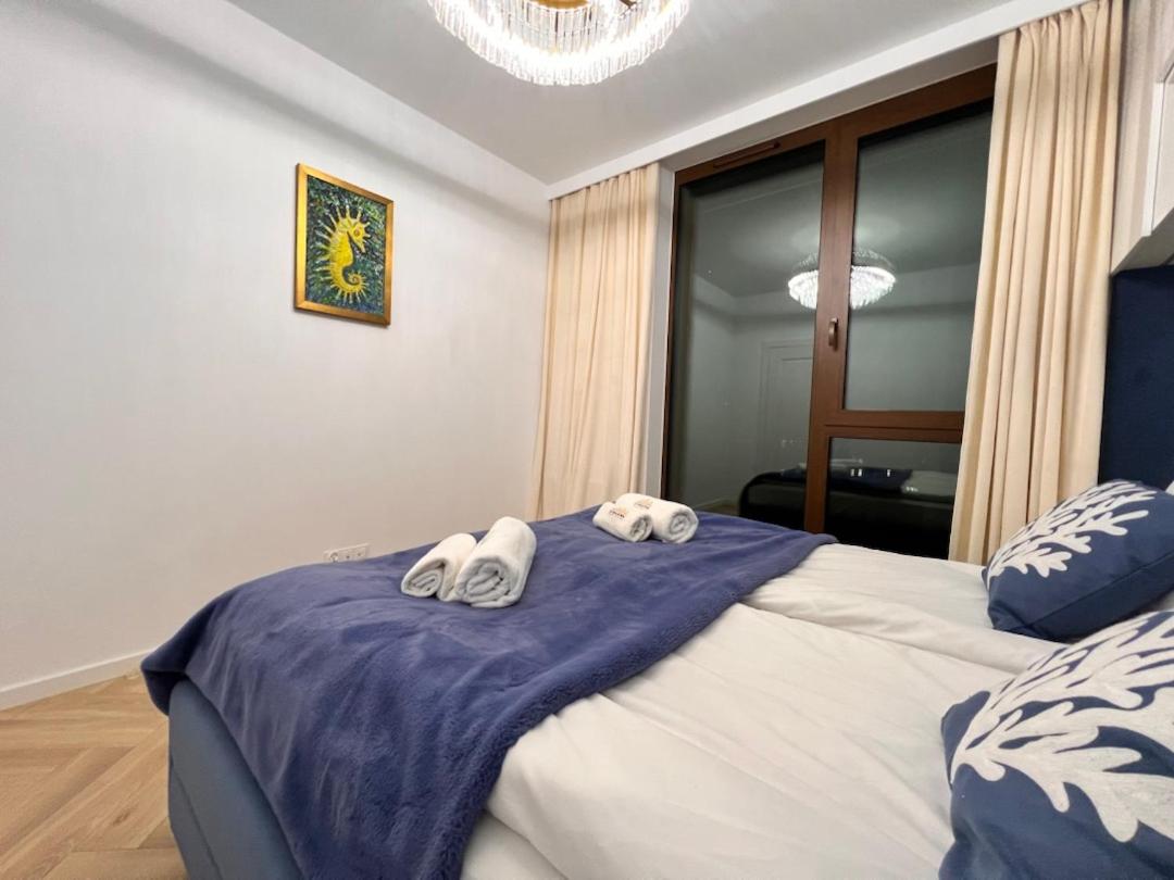 Bulvar & Parking by Downtown Apartments