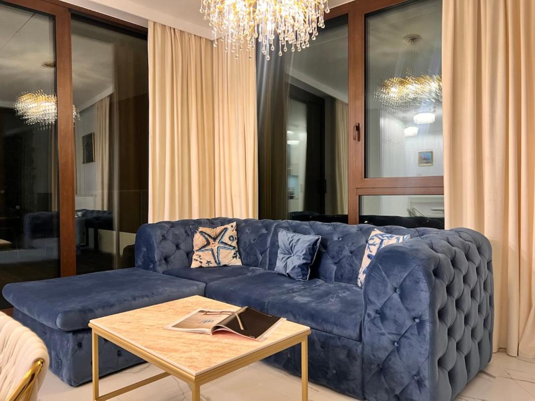 Bulvar & Parking by Downtown Apartments