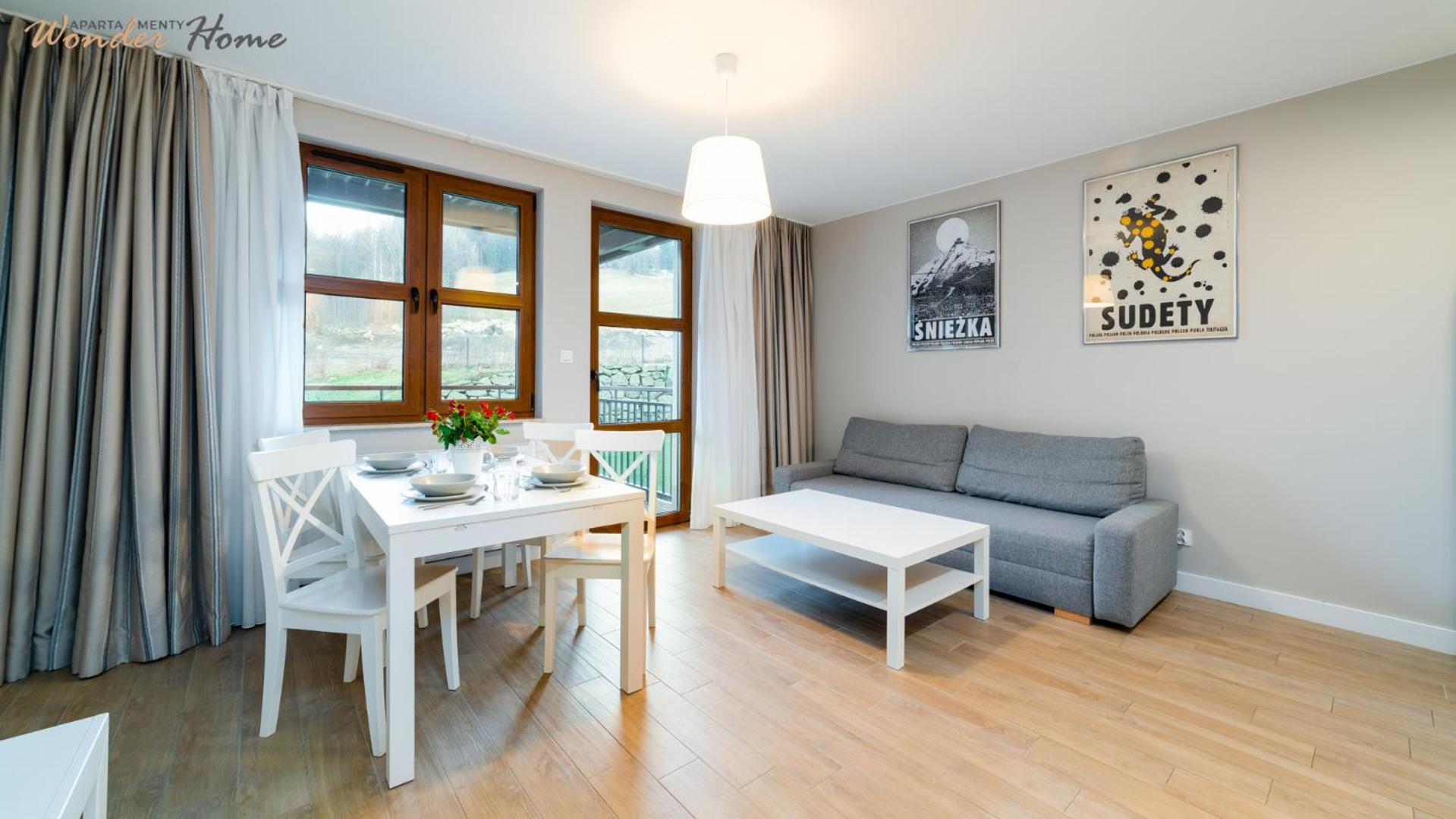 Wonder Home Residence - Apartamenty z balkonami i ogródkami, blisko stoku narciarskiego Karpatka i szlaków turystycznych