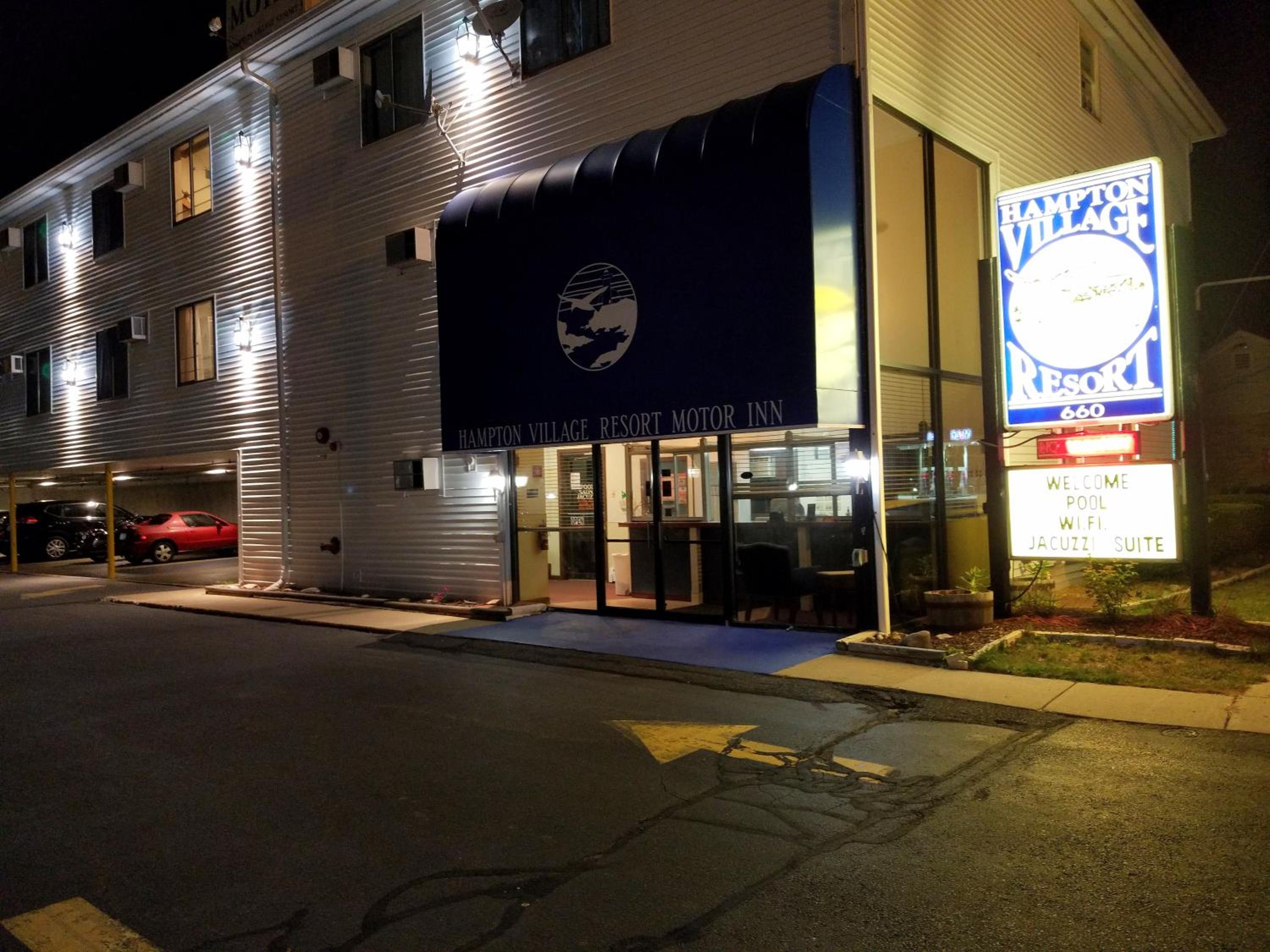 Hampton Village Inn - Property Image 7