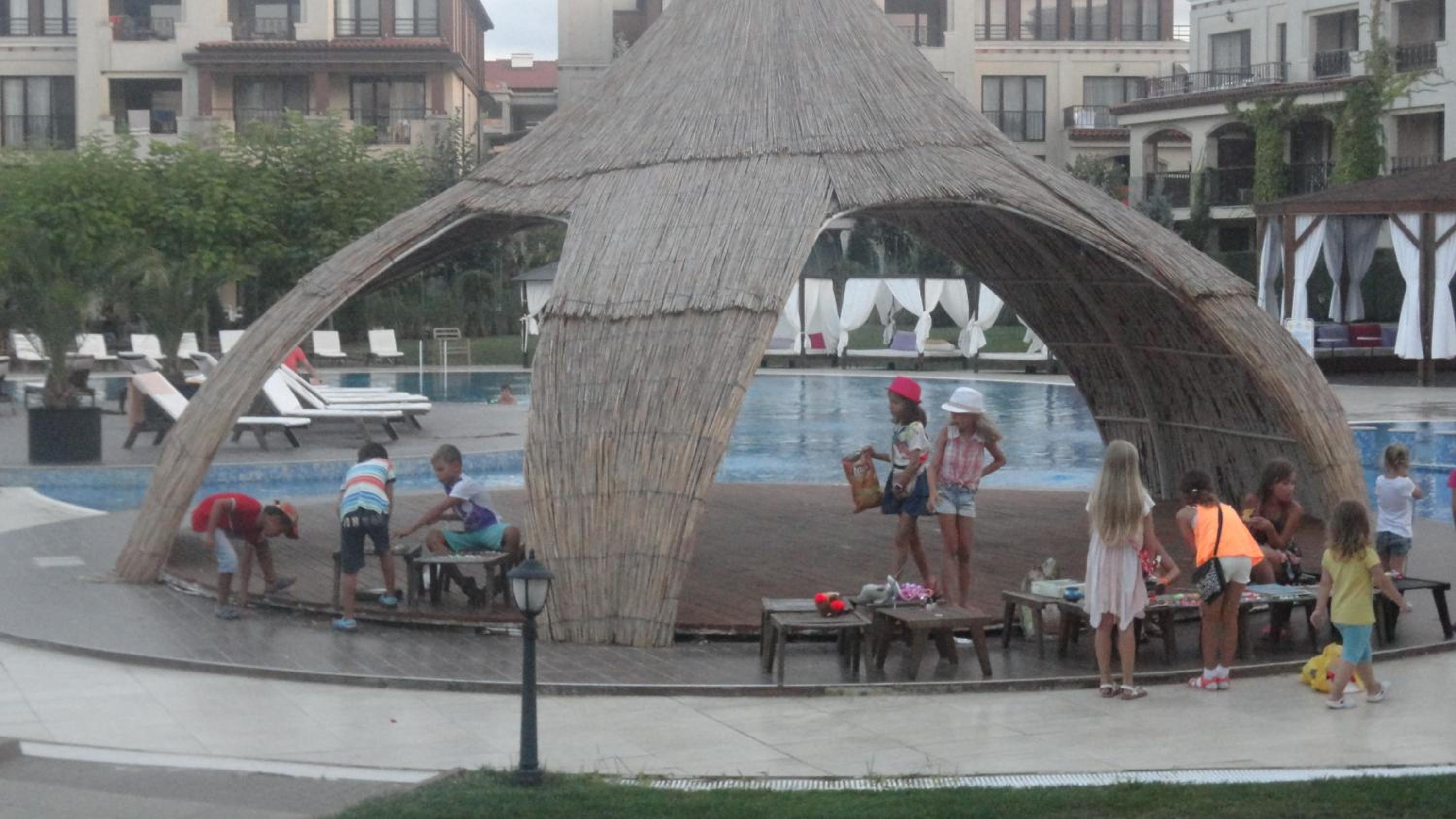 Apartment in Green Beach Resort Kavatsi