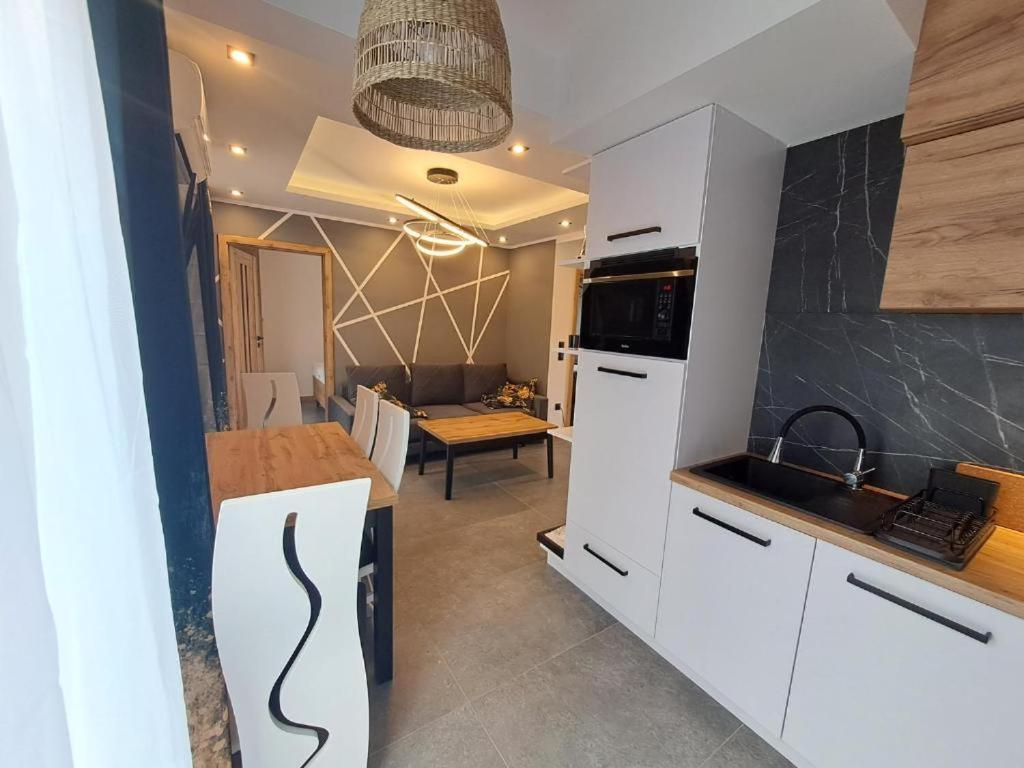 Księżycowe Apartamenty SPA - Mountain View by Golden Apartments
