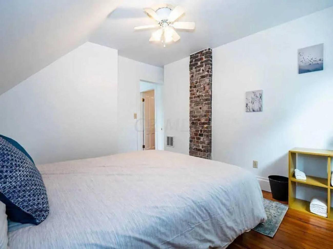 Jungle House Columbus Short North Downtown Free Parking - Near Convention Center & Nationwide Arena - 4BR Luxury Home - Sleeps 14 - Over 5,800 Five Star St